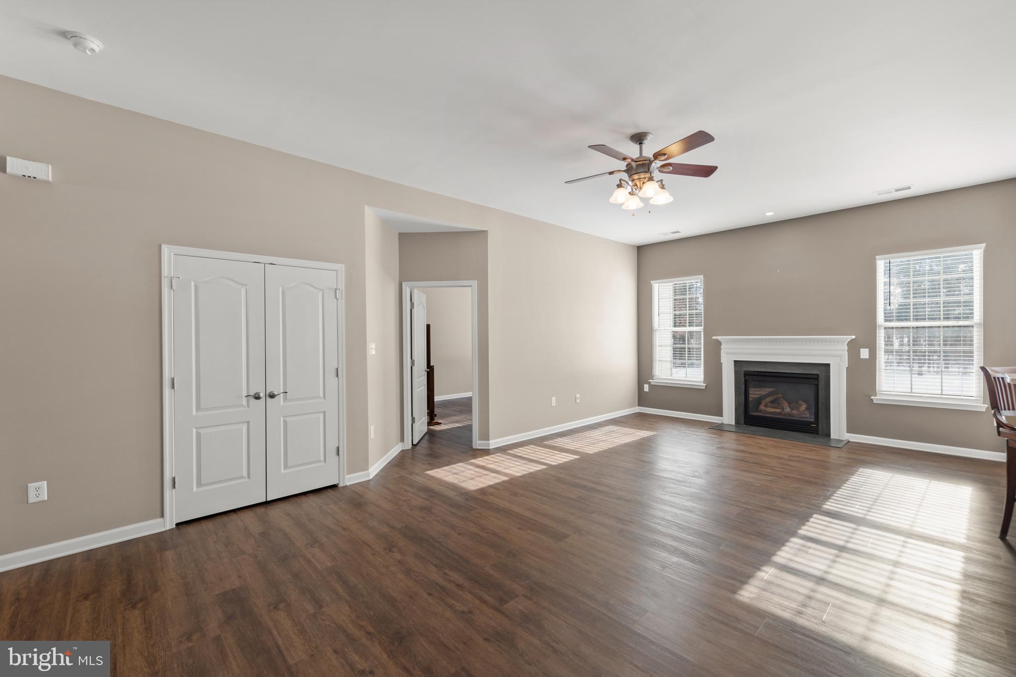 AUTUMN GLEN - Residential