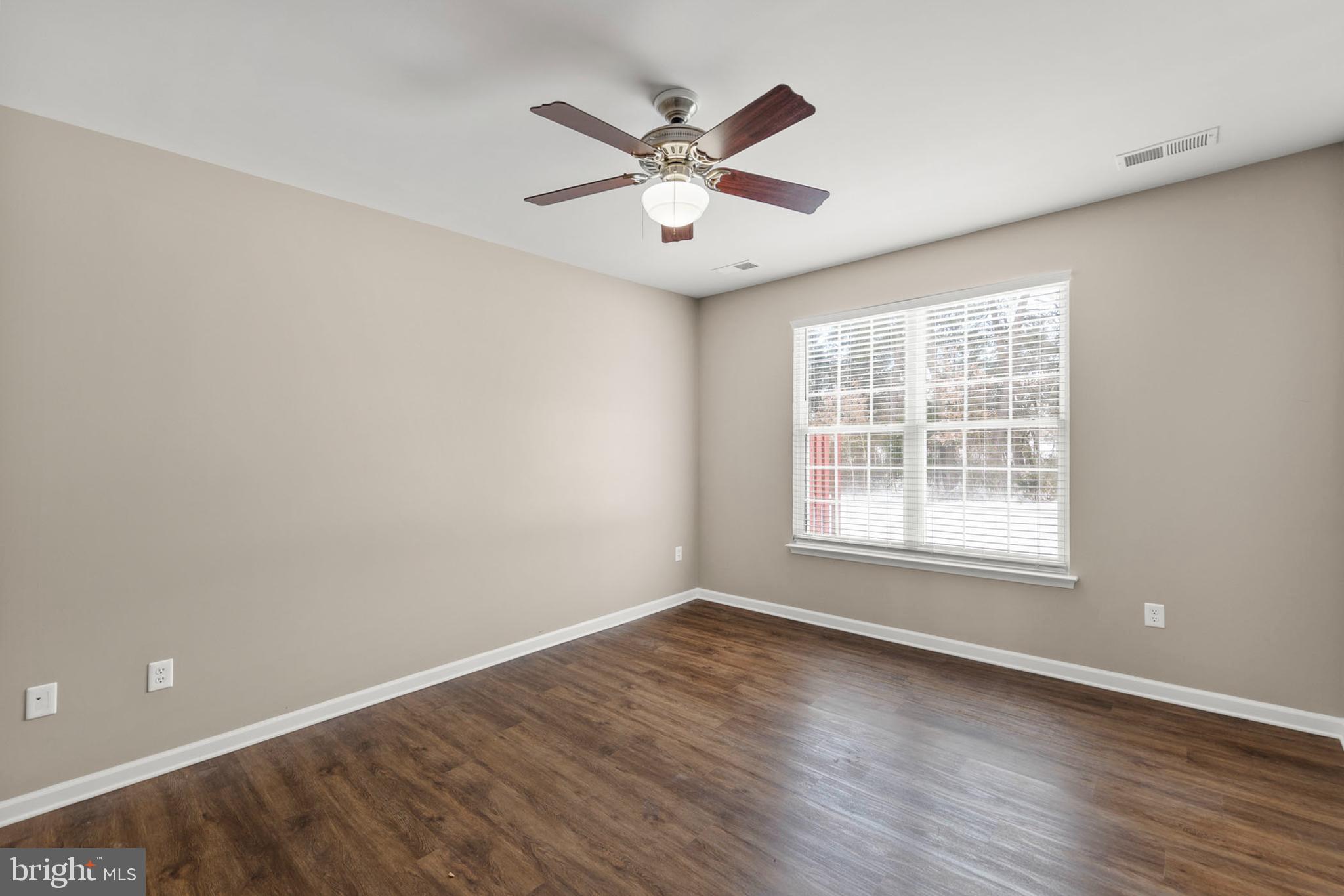 AUTUMN GLEN - Residential