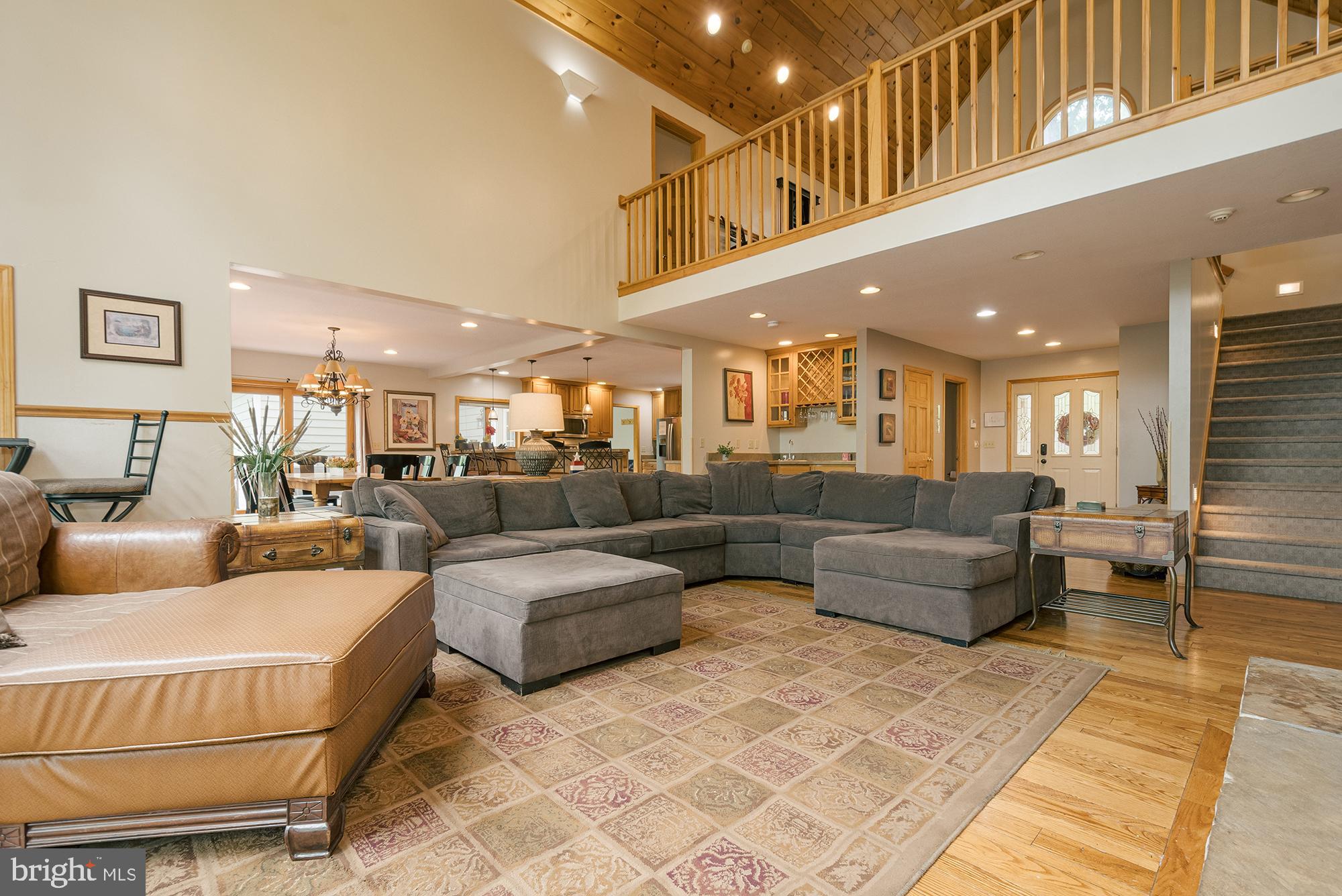 SAND STONES - Residential