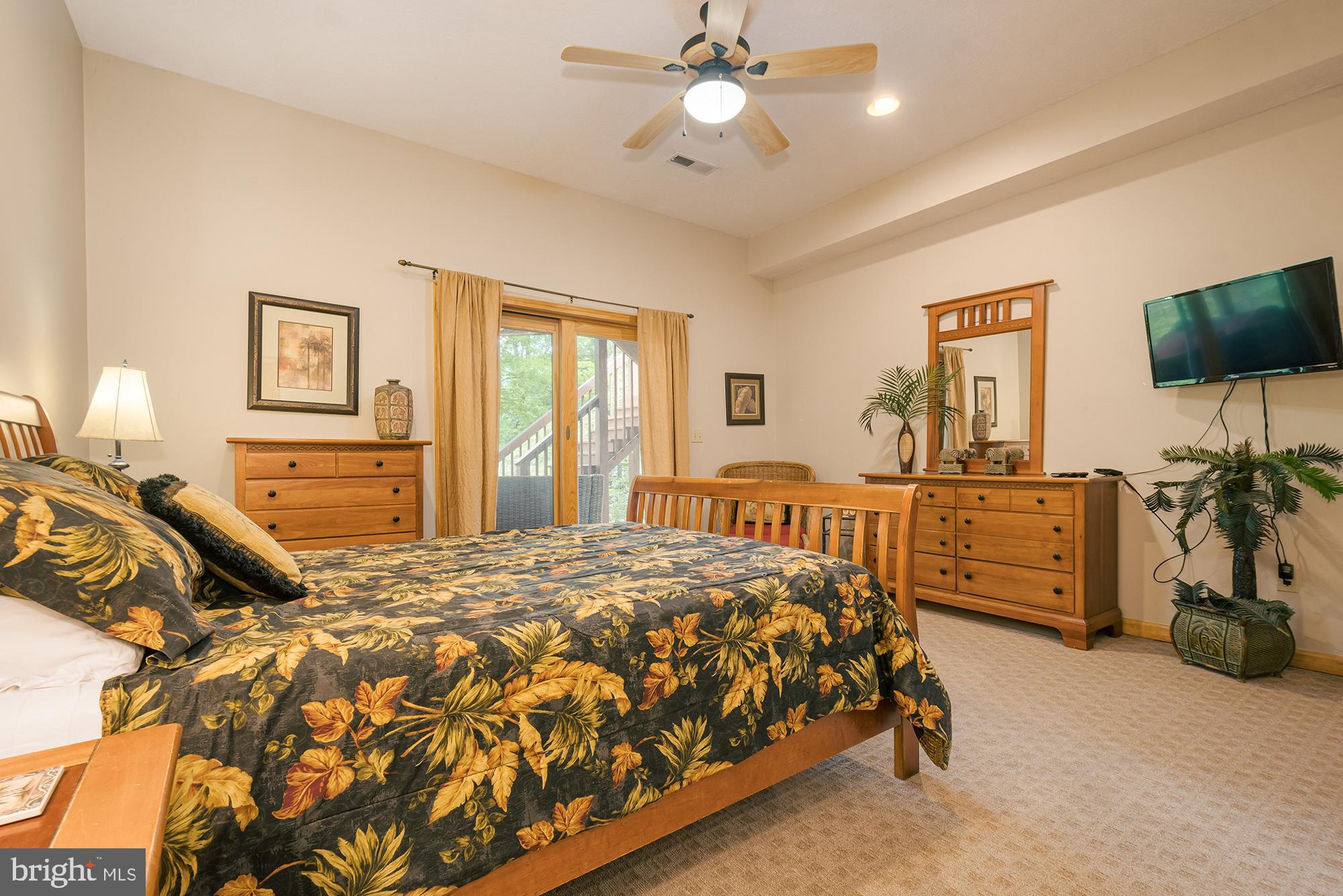 SAND STONES - Residential