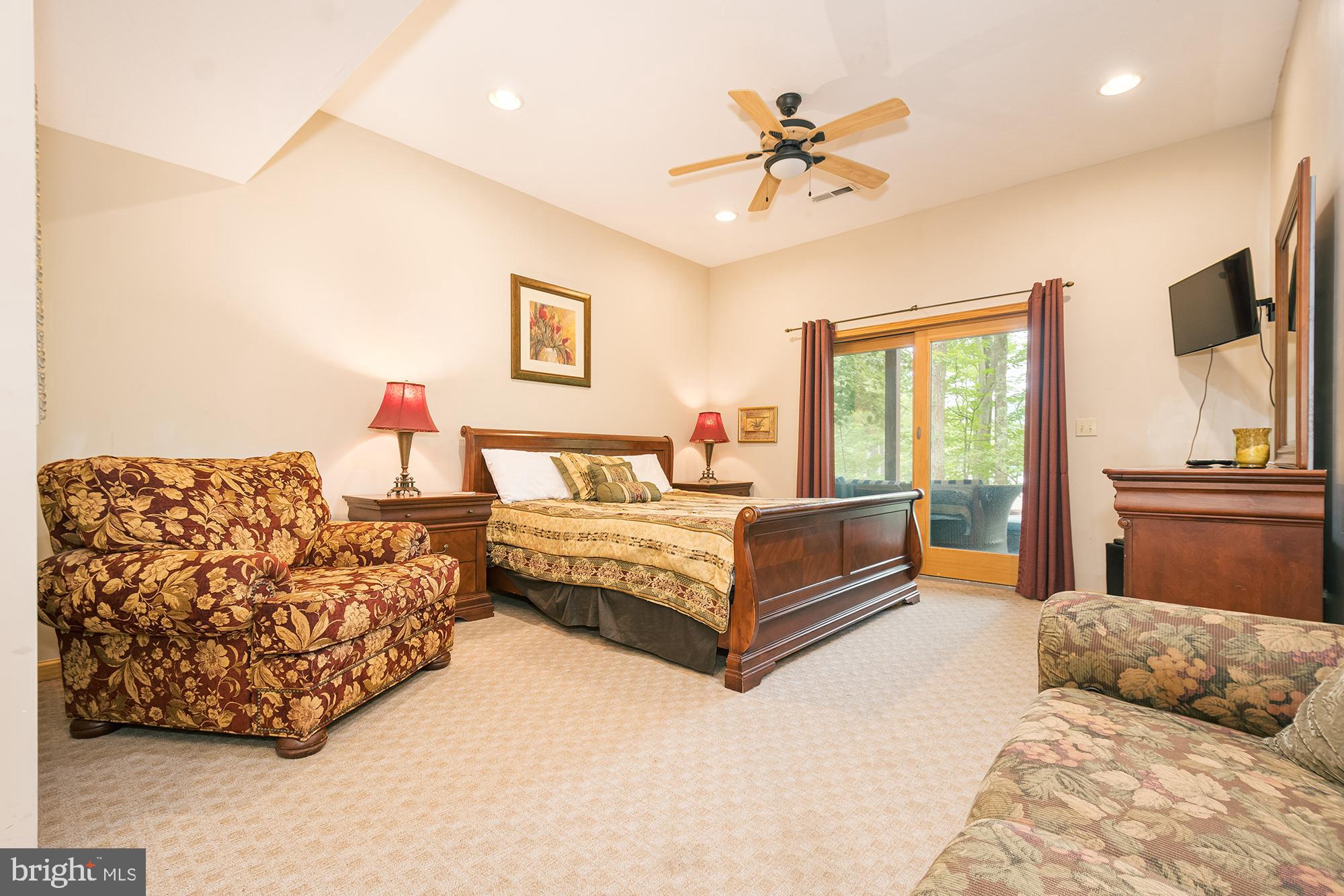 SAND STONES - Residential