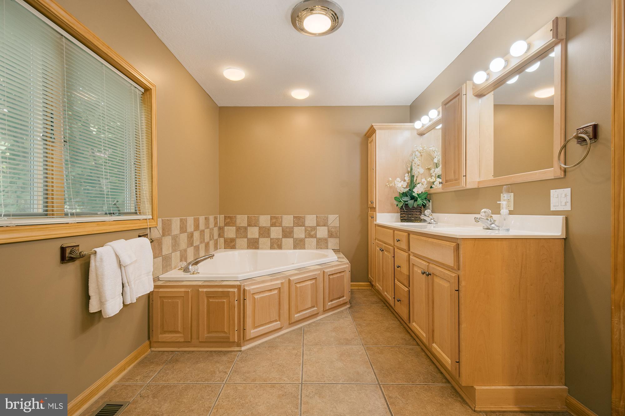 SAND STONES - Residential