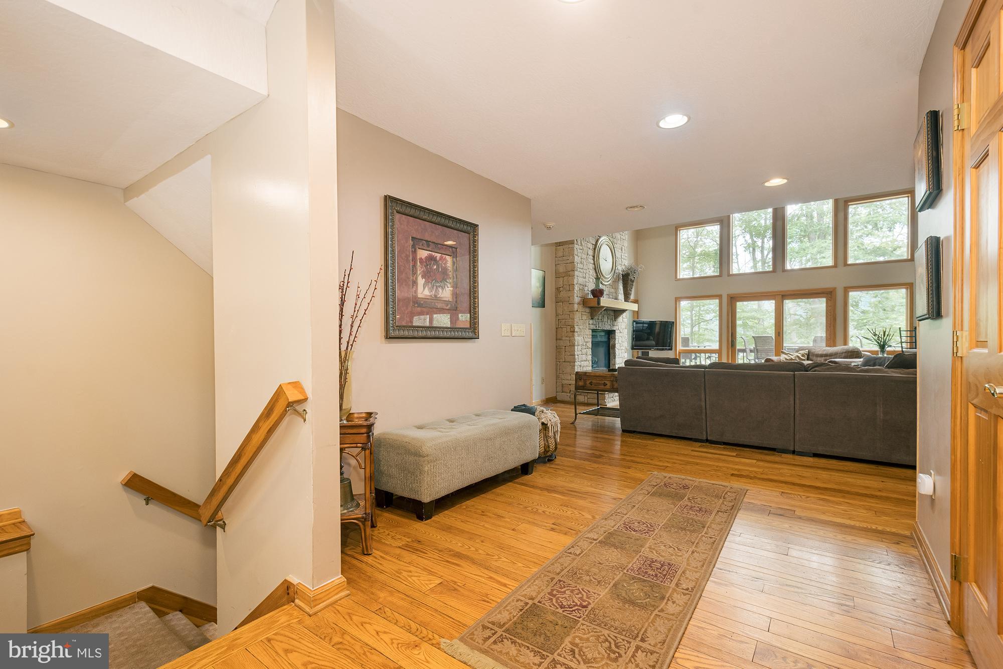 SAND STONES - Residential