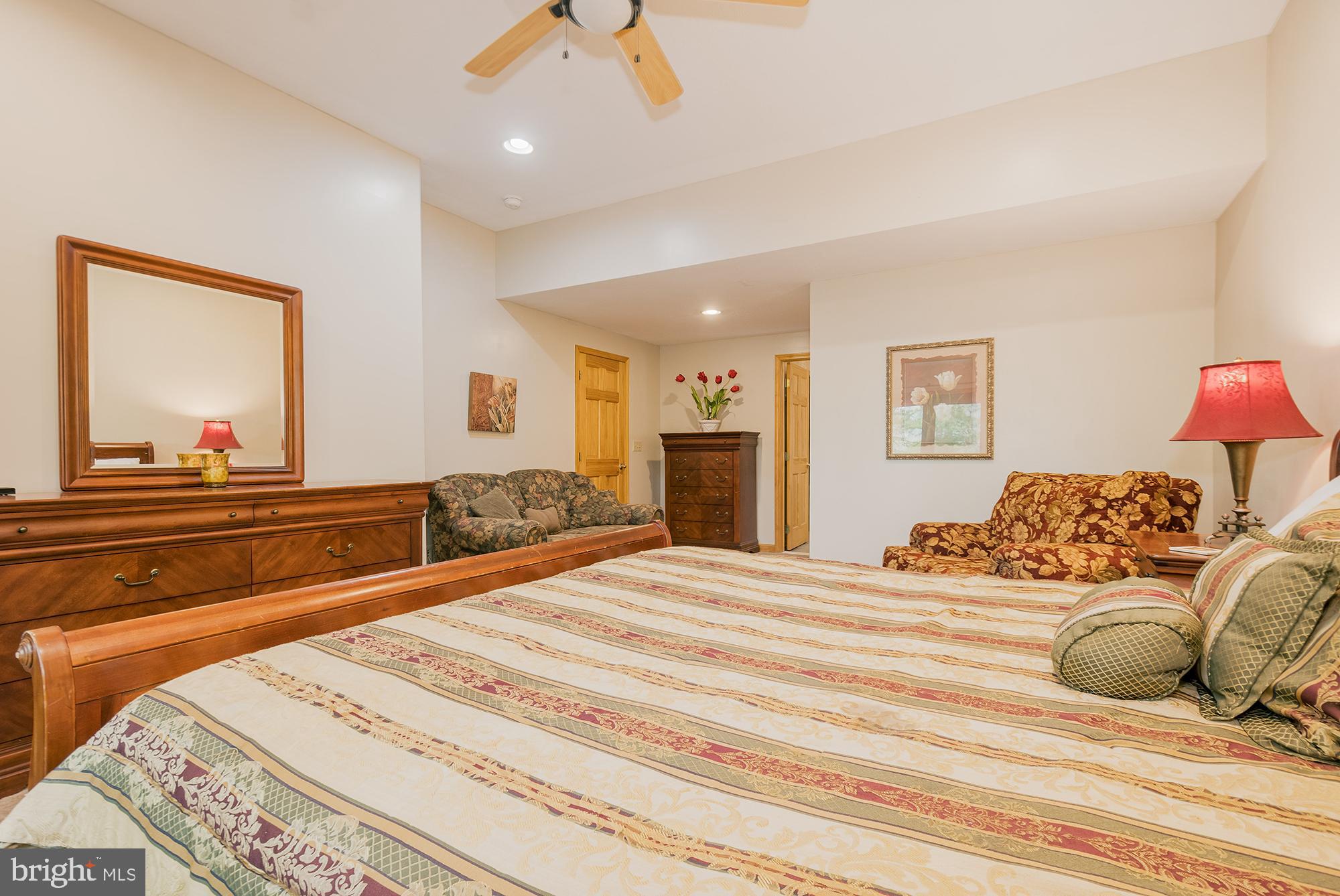 SAND STONES - Residential