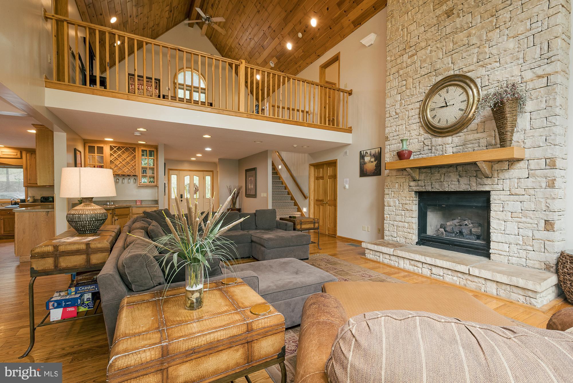 SAND STONES - Residential