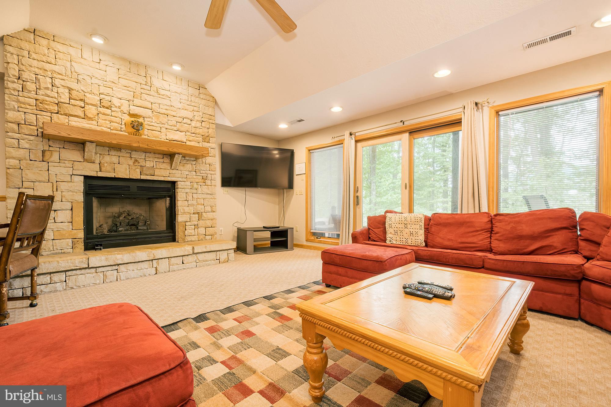 SAND STONES - Residential