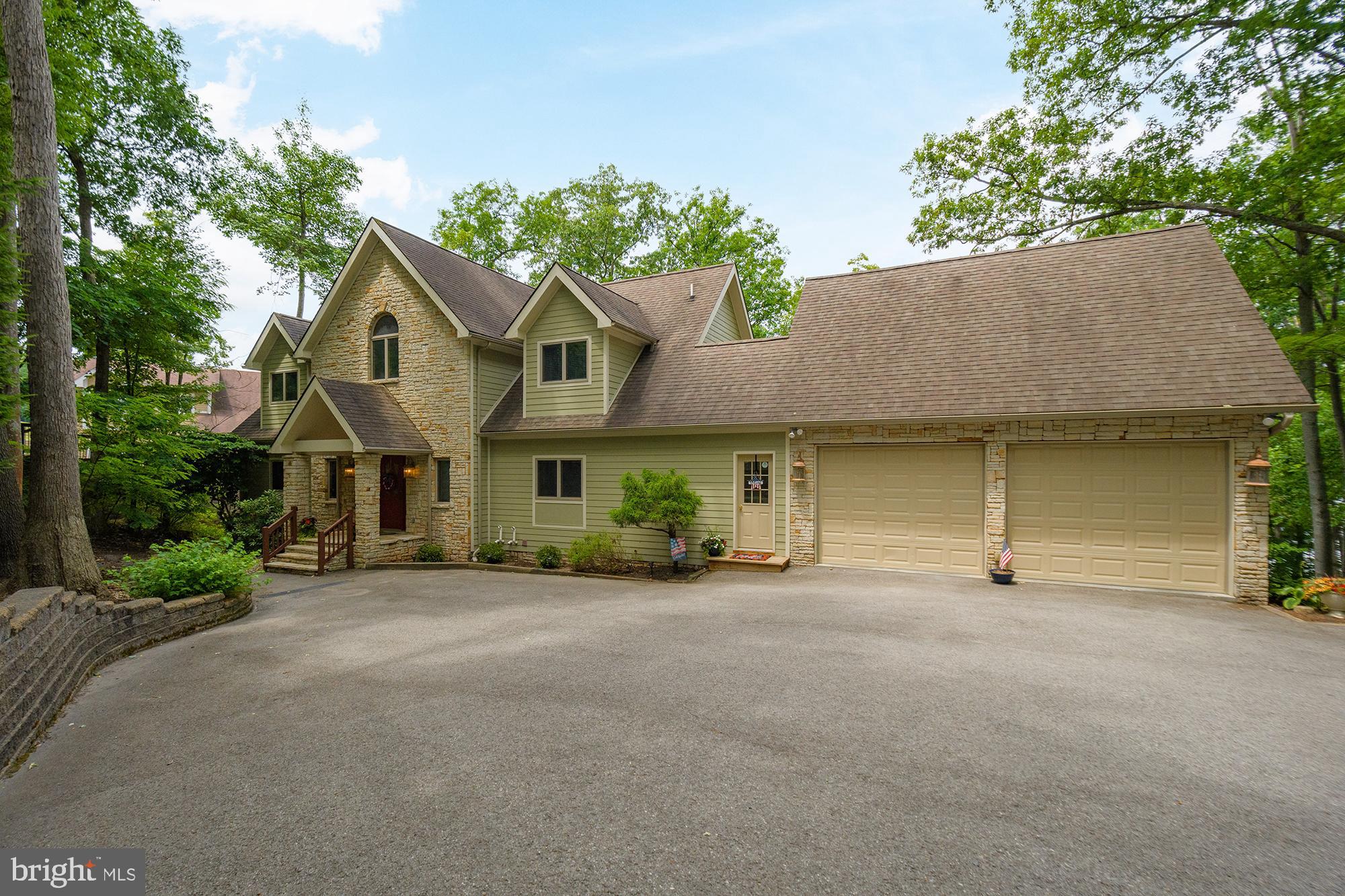 SAND STONES - Residential