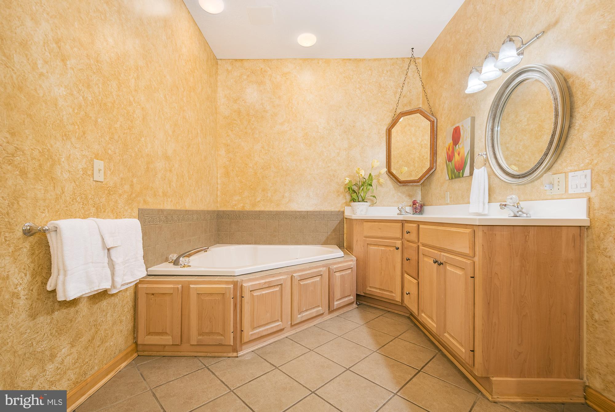 SAND STONES - Residential