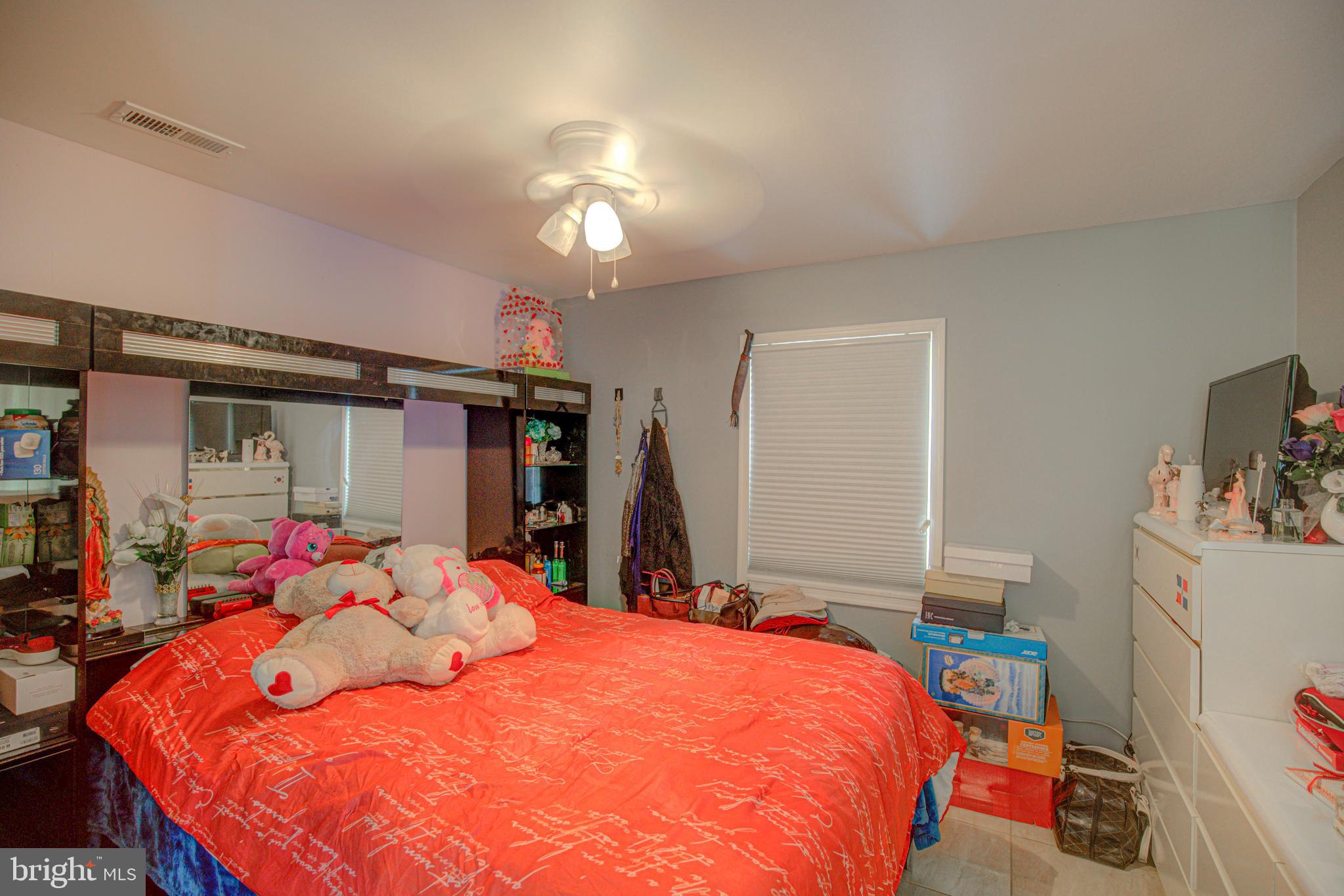 SOUTHLAWN - Residential