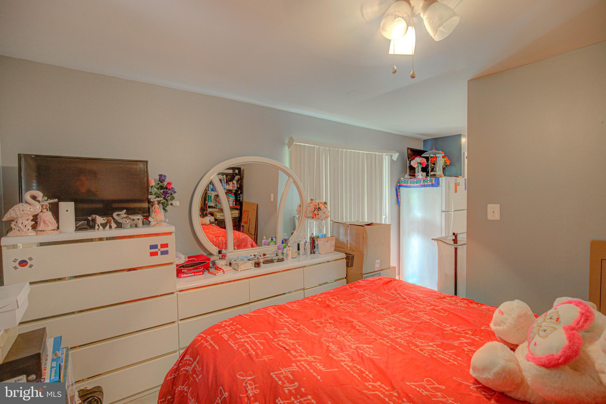 SOUTHLAWN - Residential