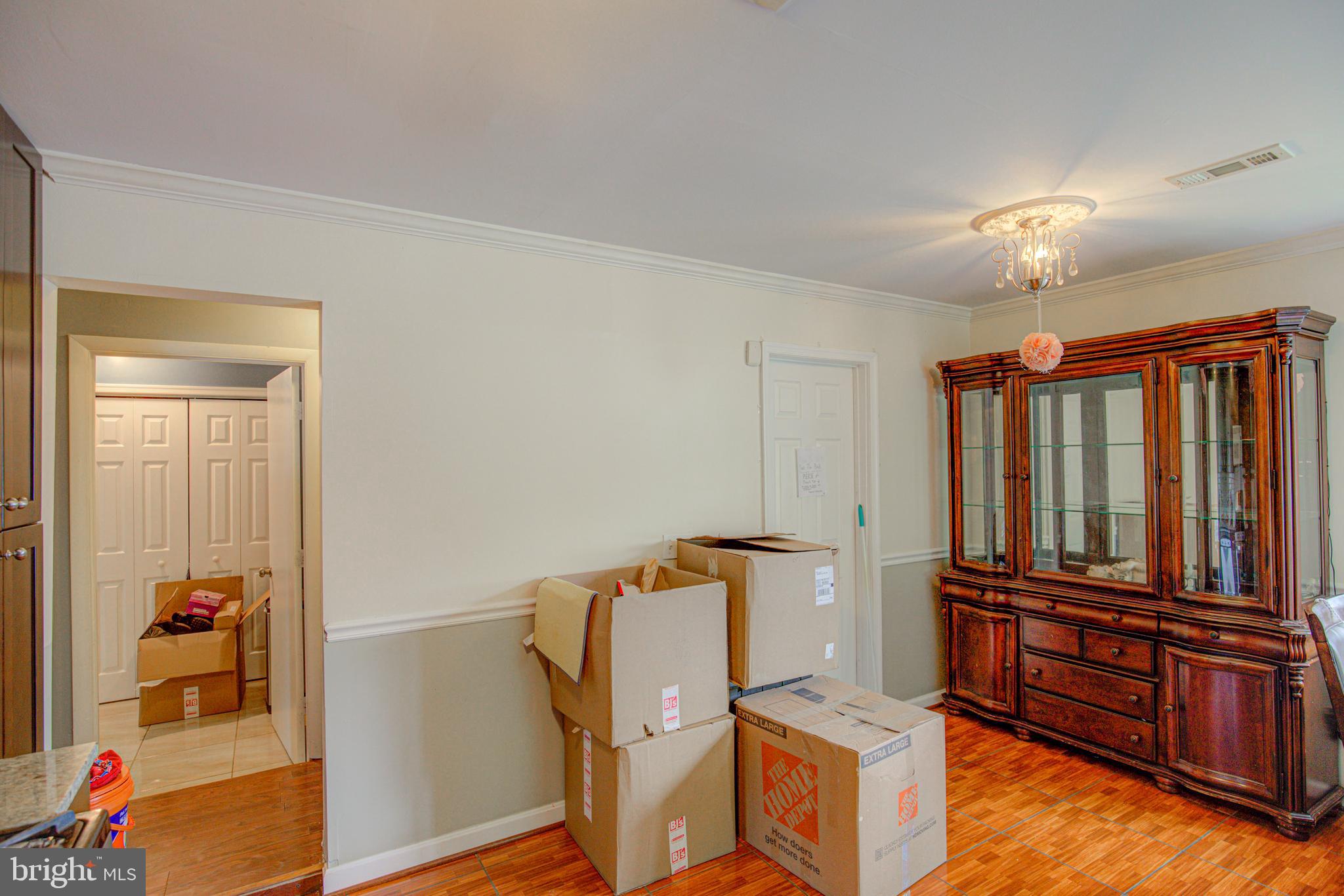 SOUTHLAWN - Residential