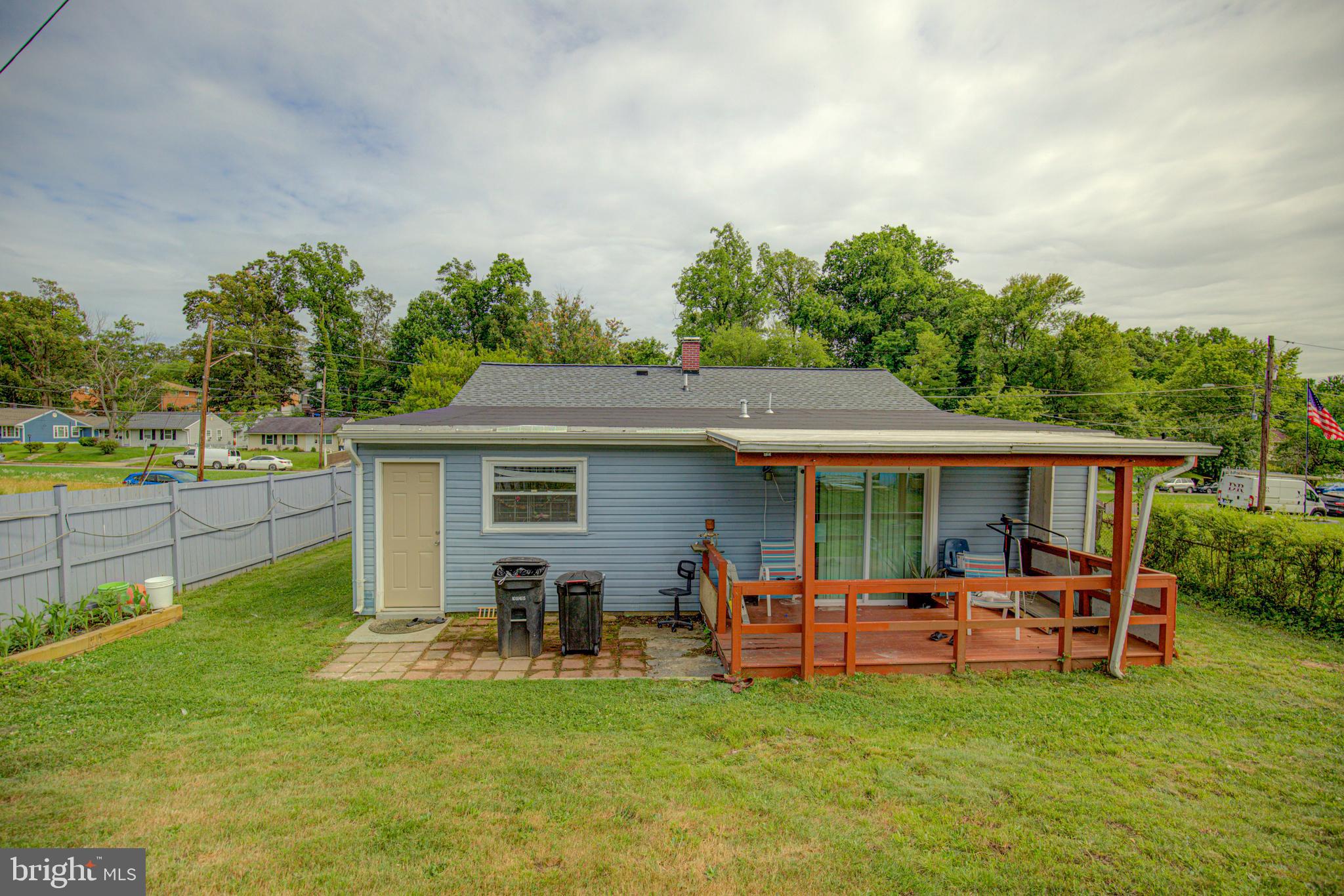 SOUTHLAWN - Residential