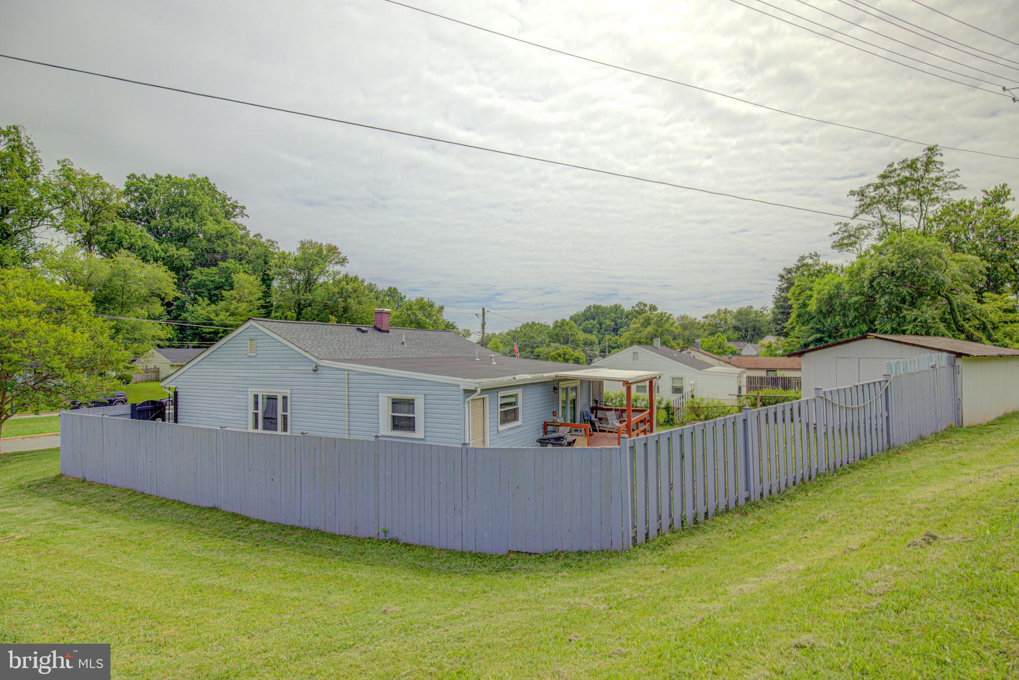 SOUTHLAWN - Residential