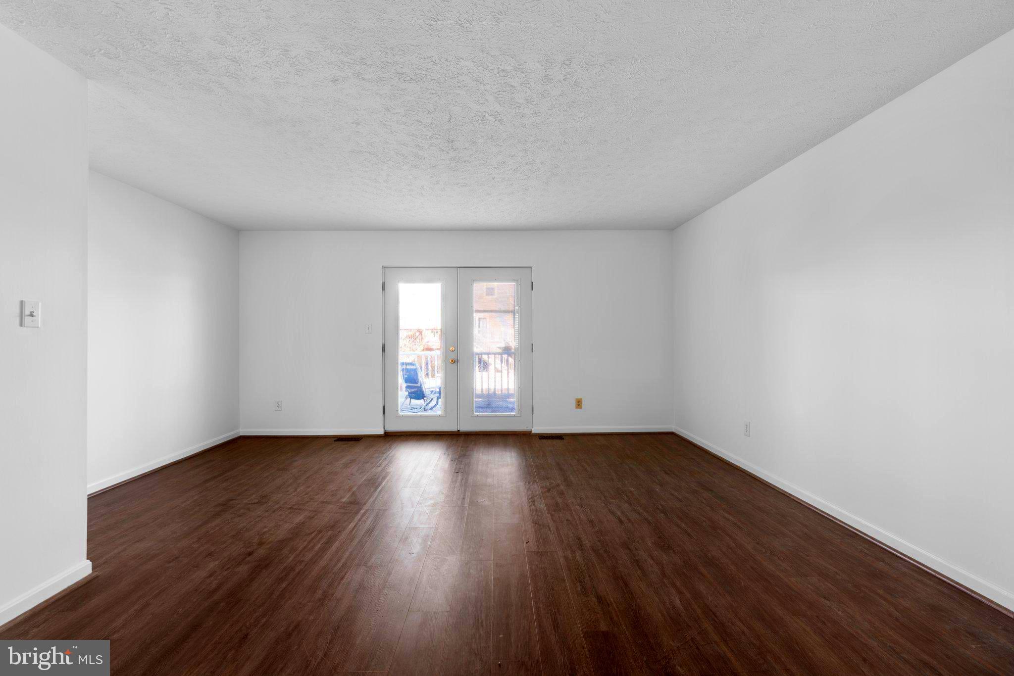 CARROLLWOOD - Residential