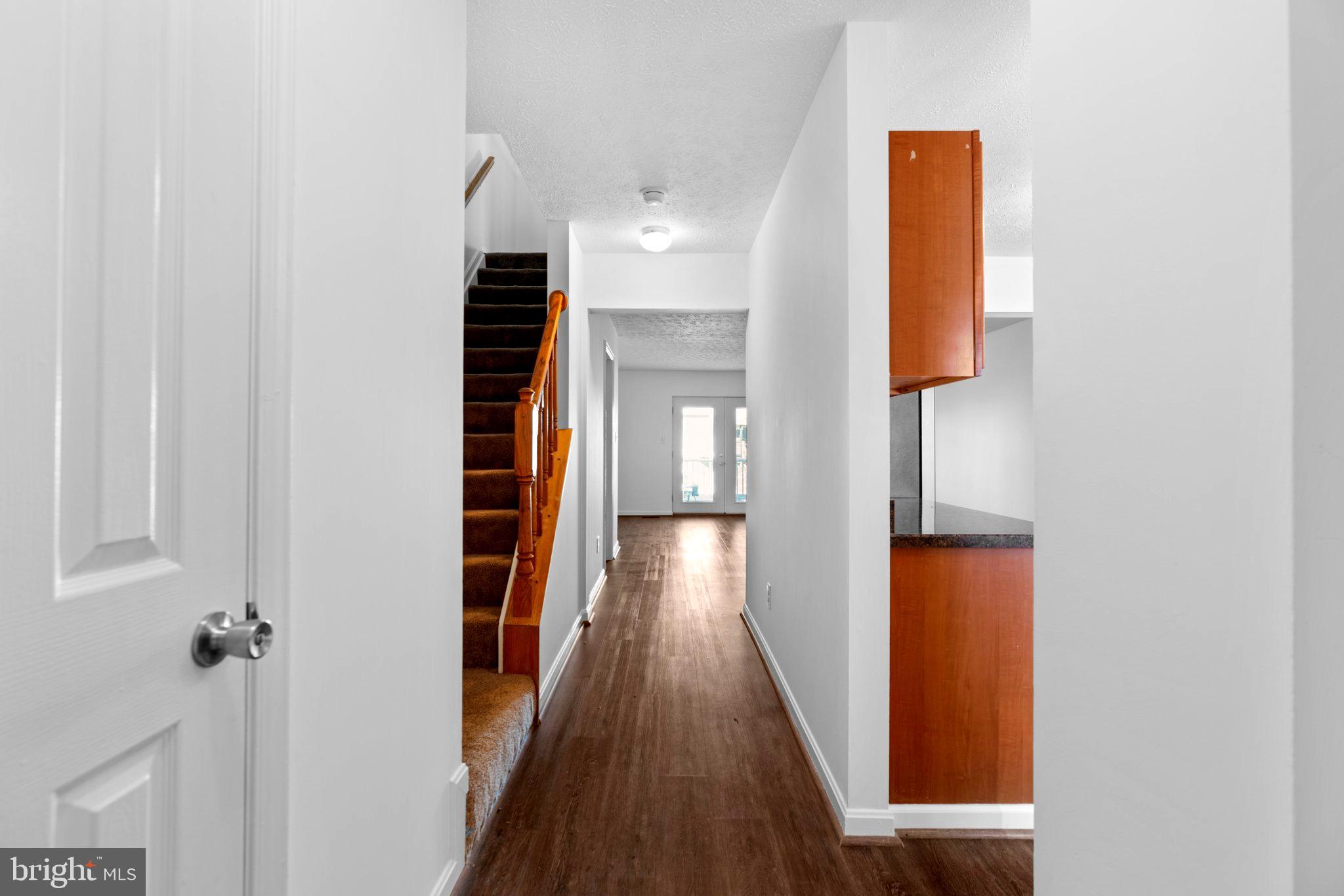 CARROLLWOOD - Residential