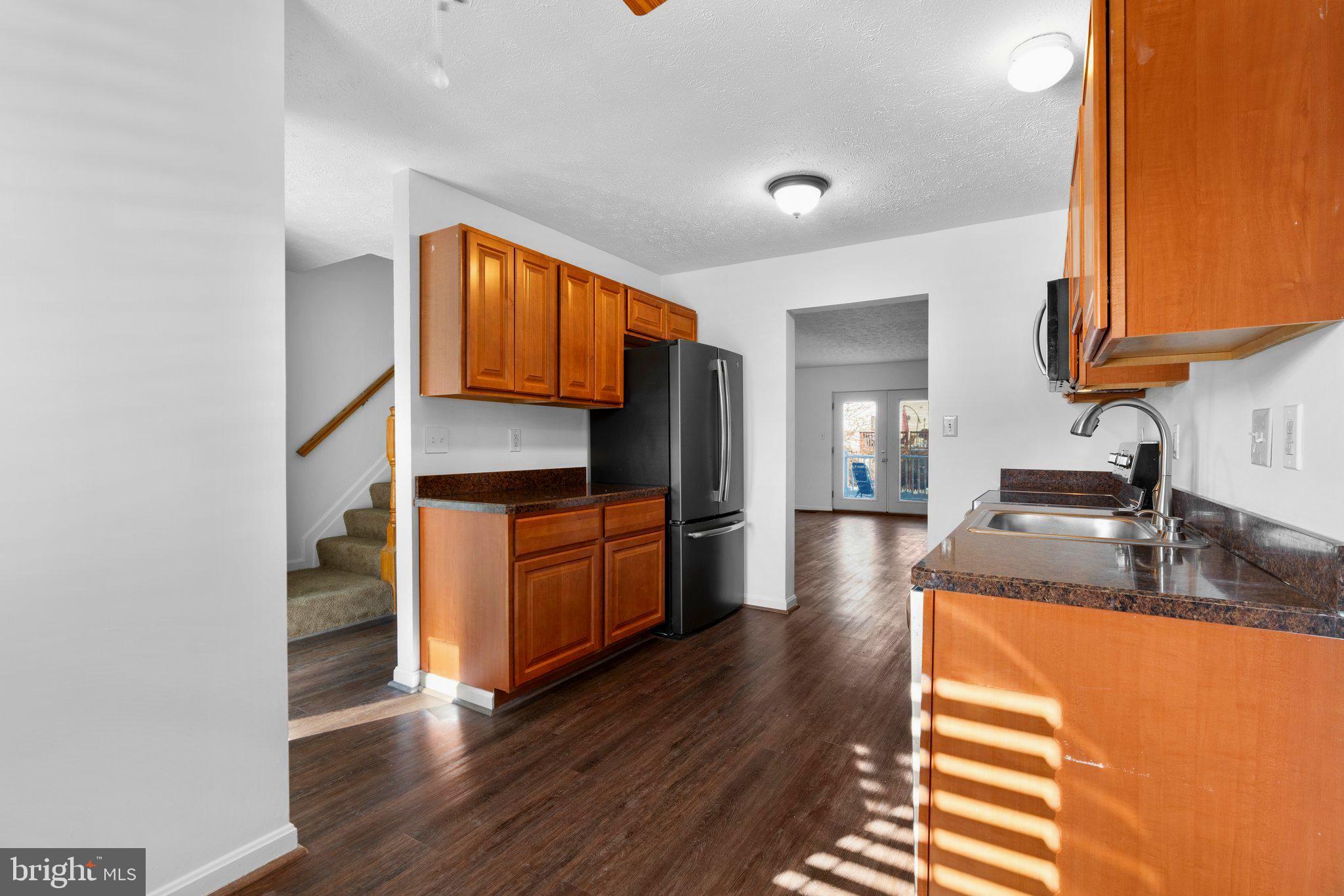 CARROLLWOOD - Residential