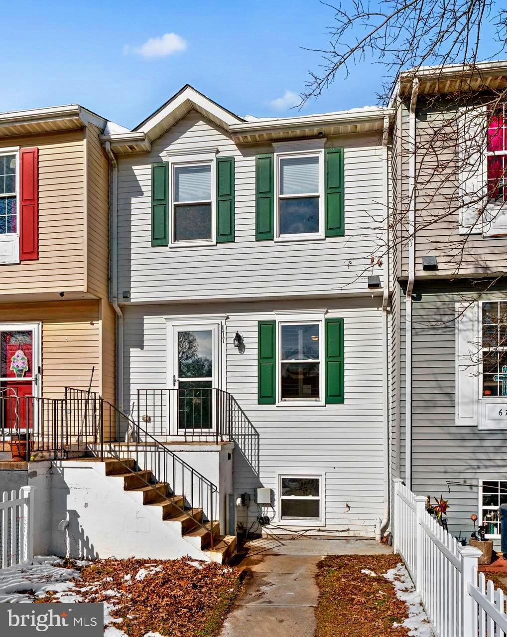 CARROLLWOOD - Residential