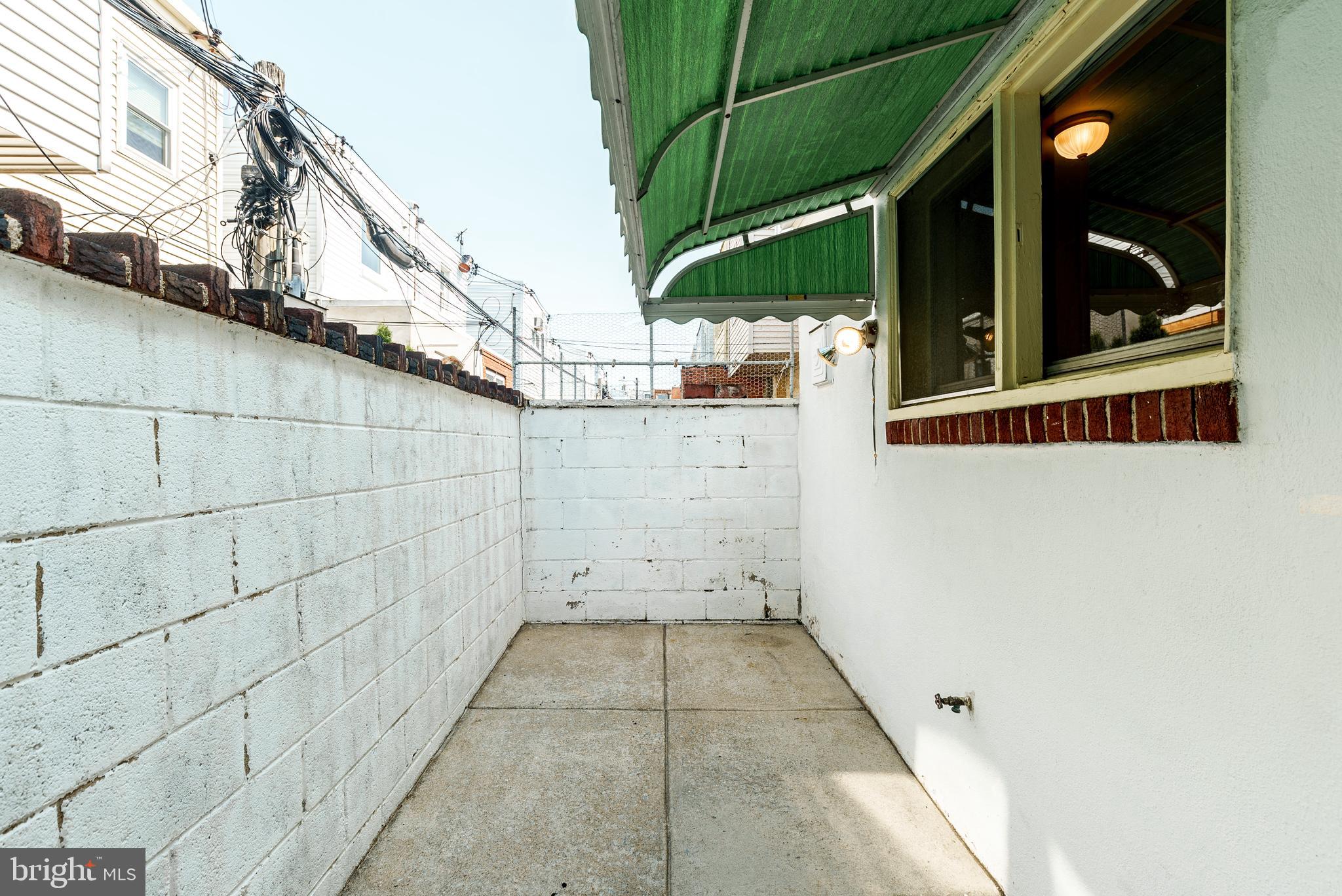 LOWER MOYAMENSING - Residential