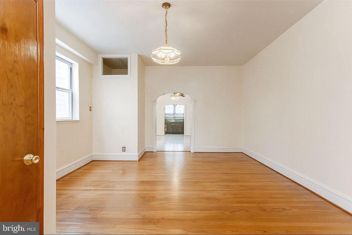 LOWER MOYAMENSING - Residential