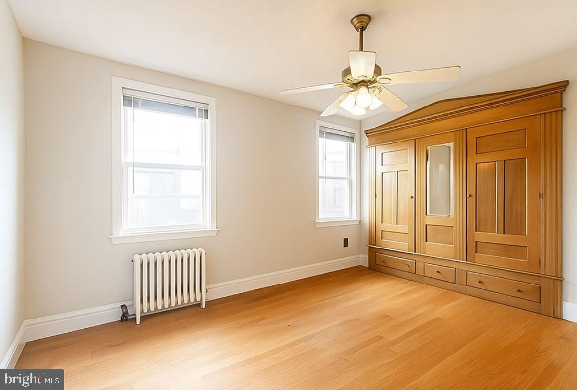 LOWER MOYAMENSING - Residential