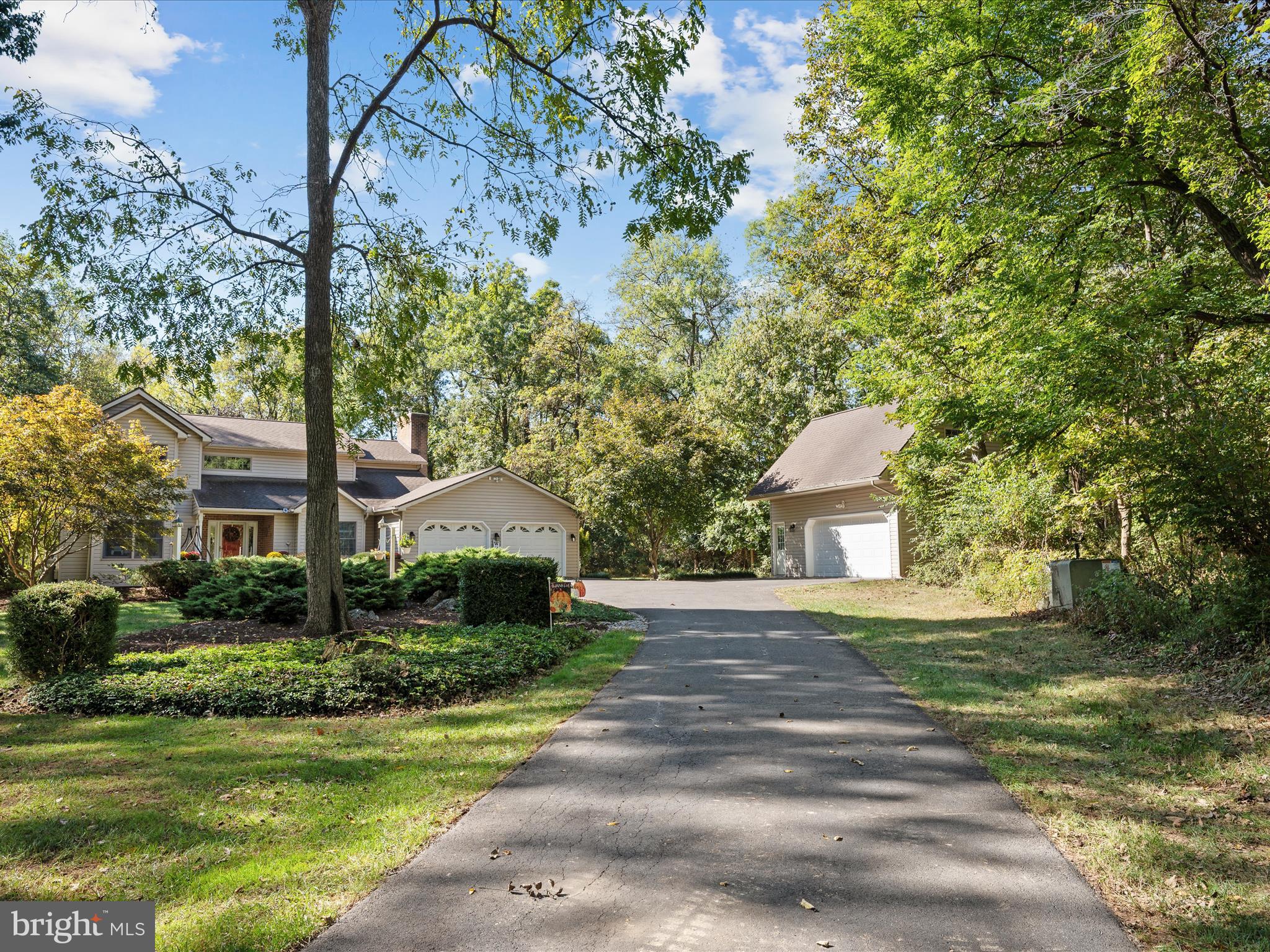 APPLE TREE FARMS - Residential