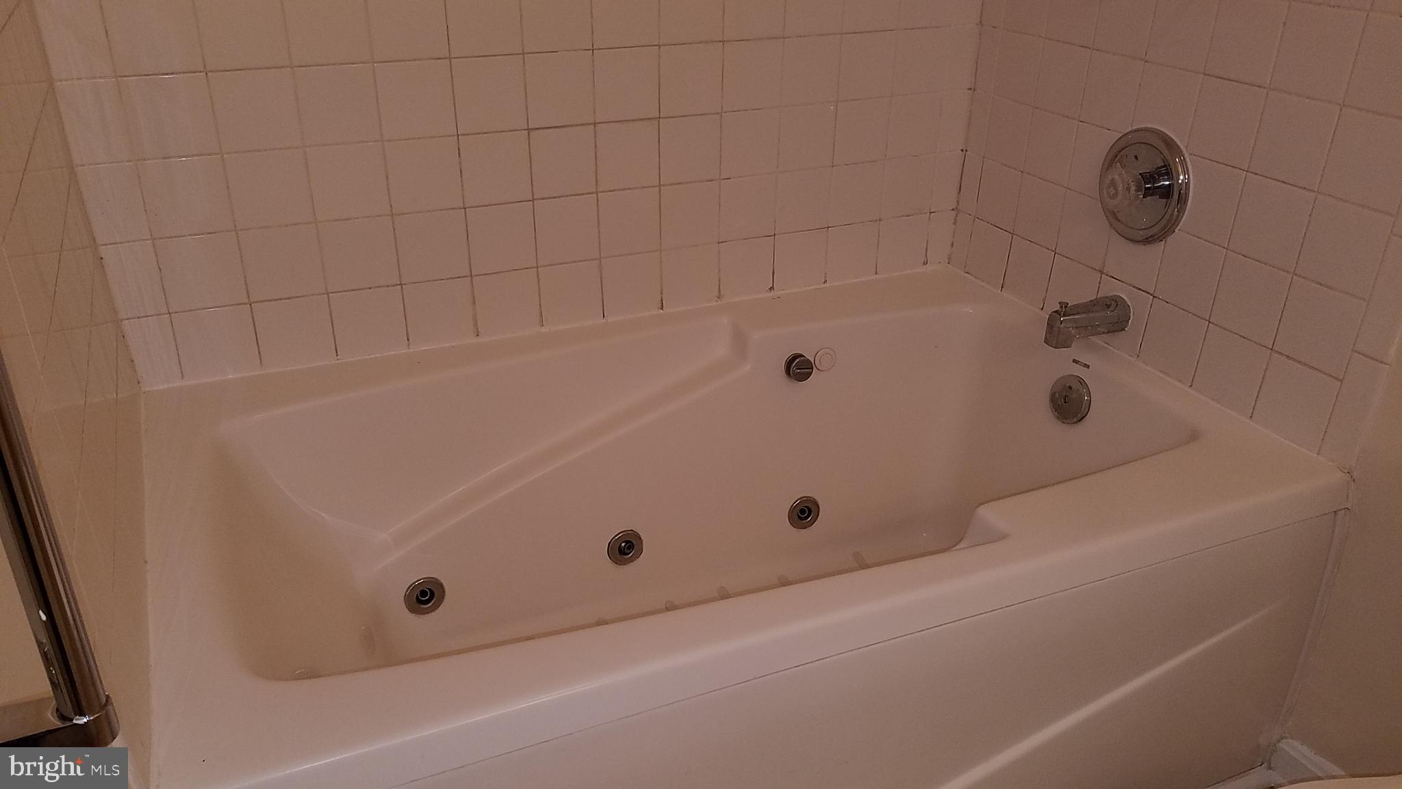 SPRING MILLS - Residential Lease