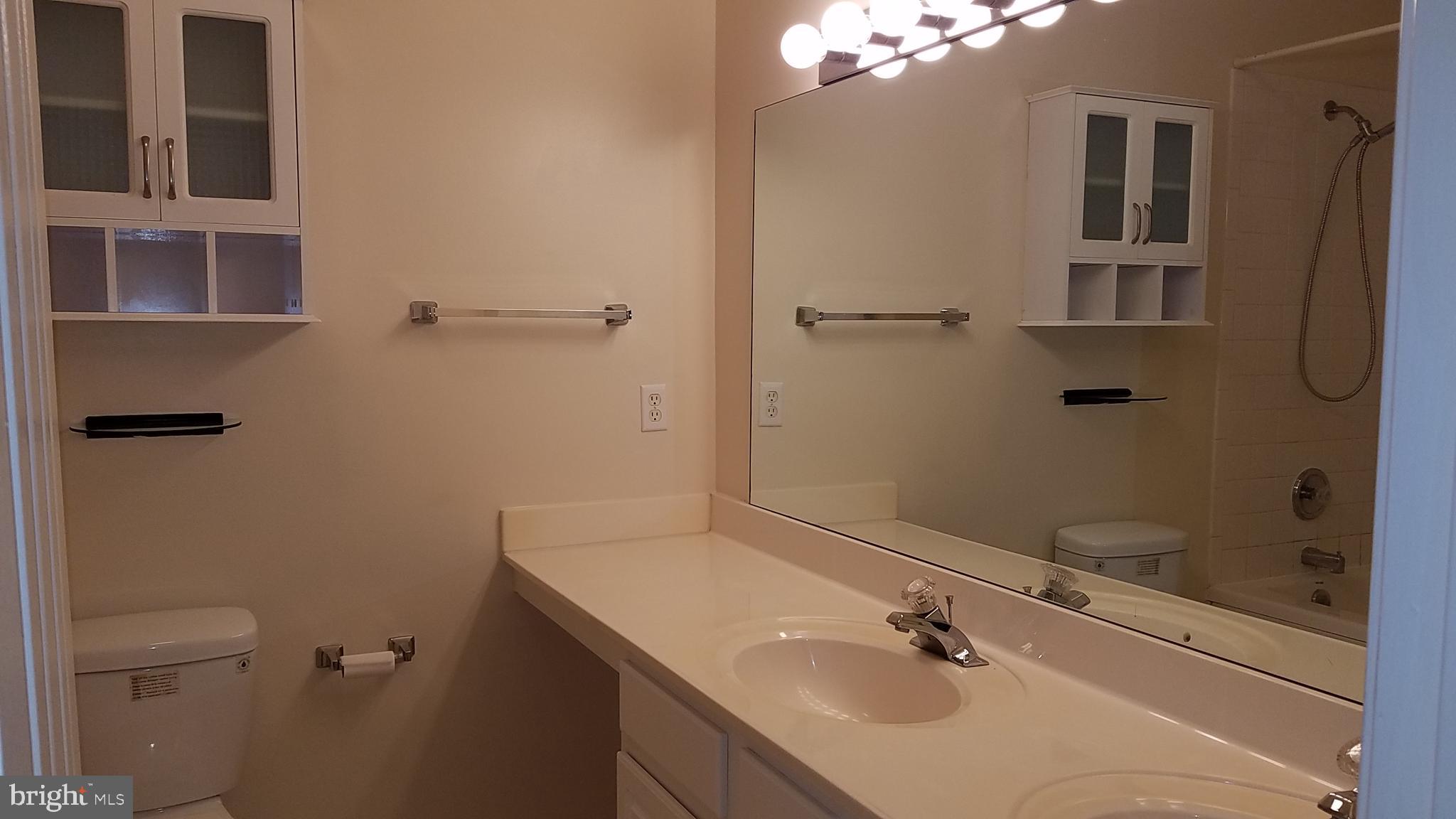 SPRING MILLS - Residential Lease