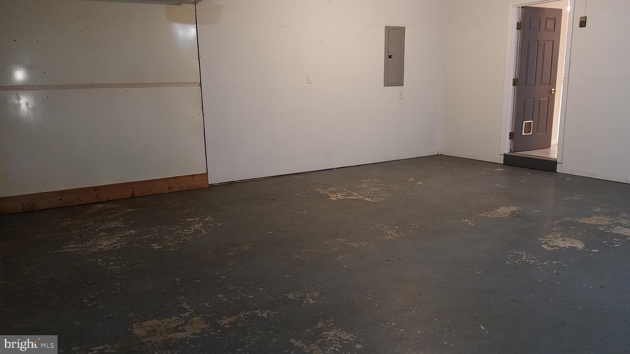 SPRING MILLS - Residential Lease