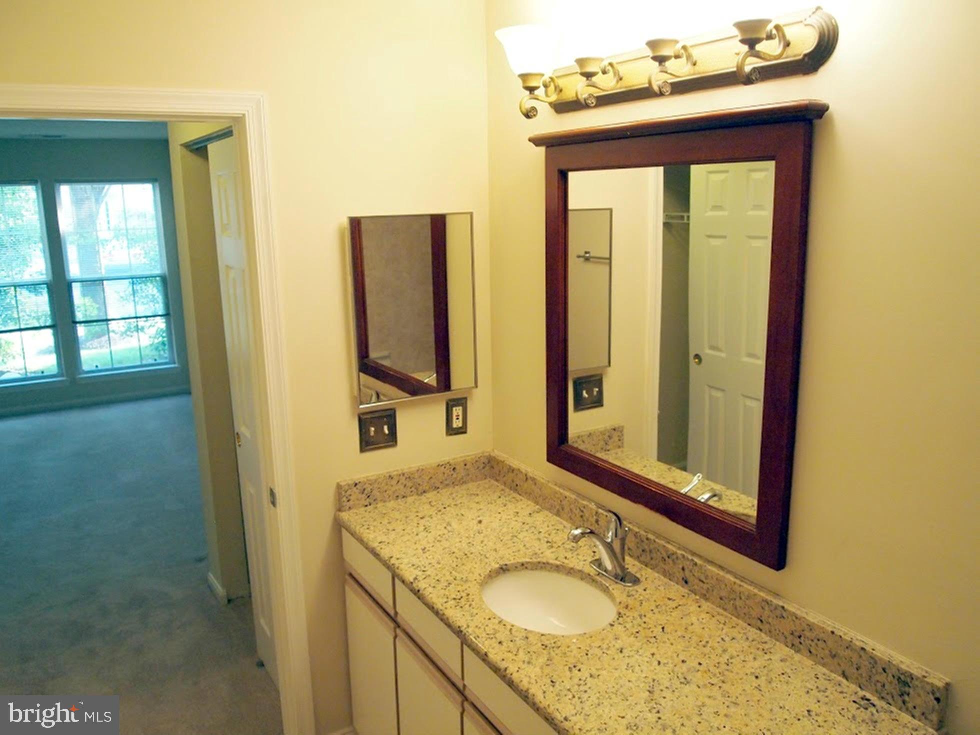 BRISTOL GREEN - Residential Lease