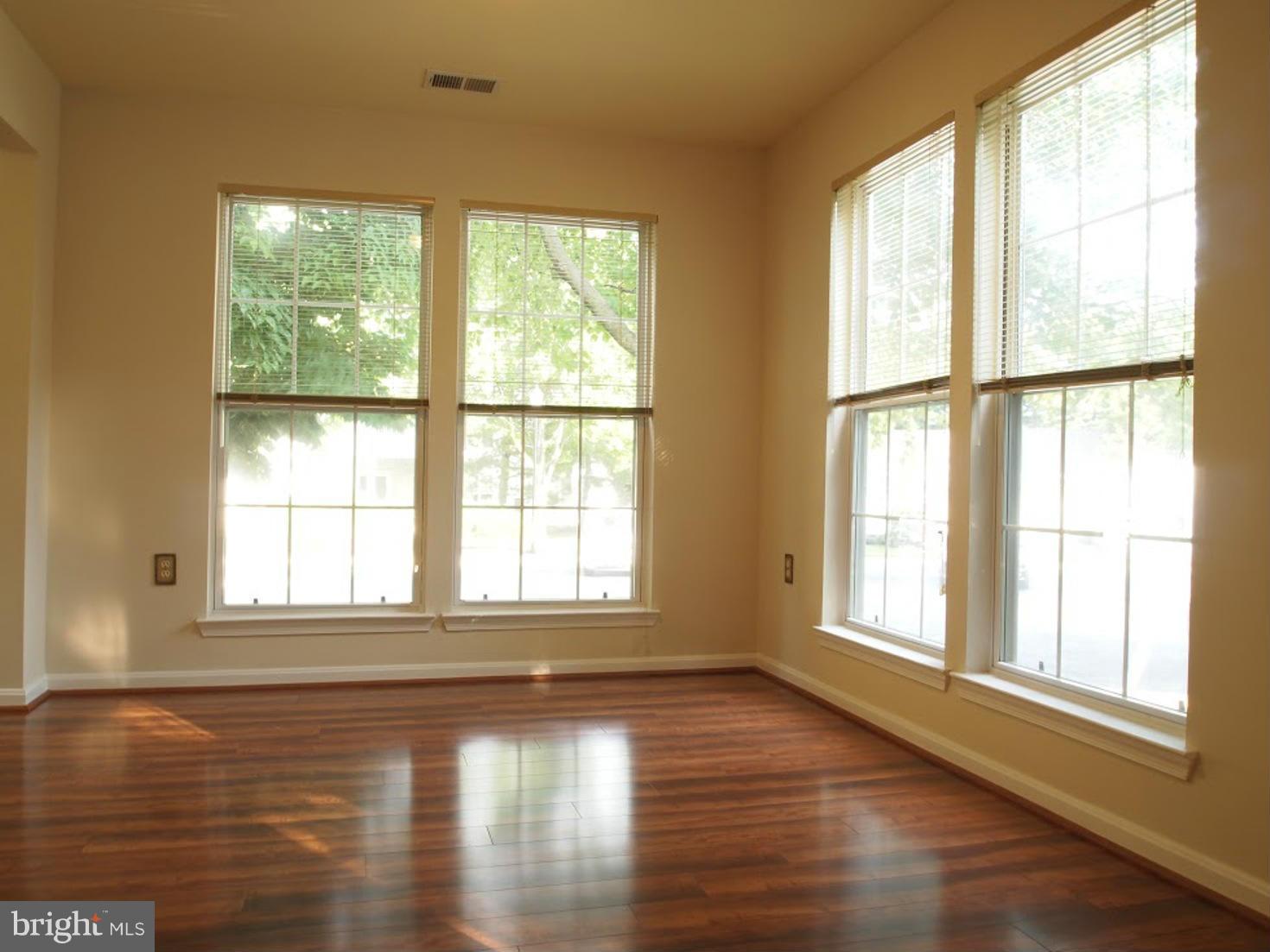 BRISTOL GREEN - Residential Lease