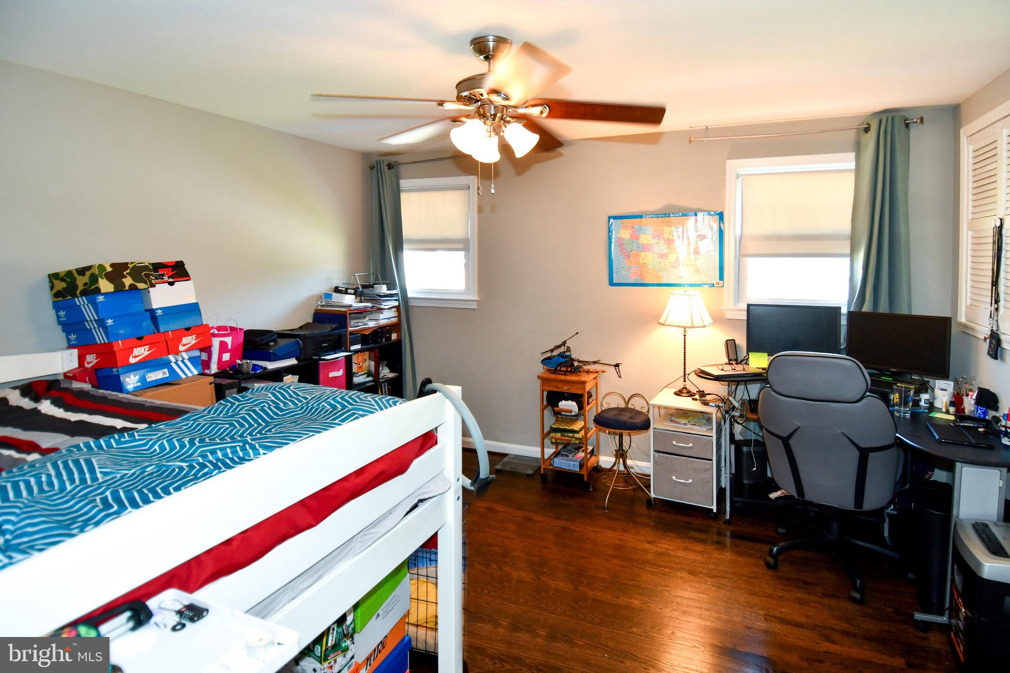 DORCHESTER ESTATES - Residential Lease