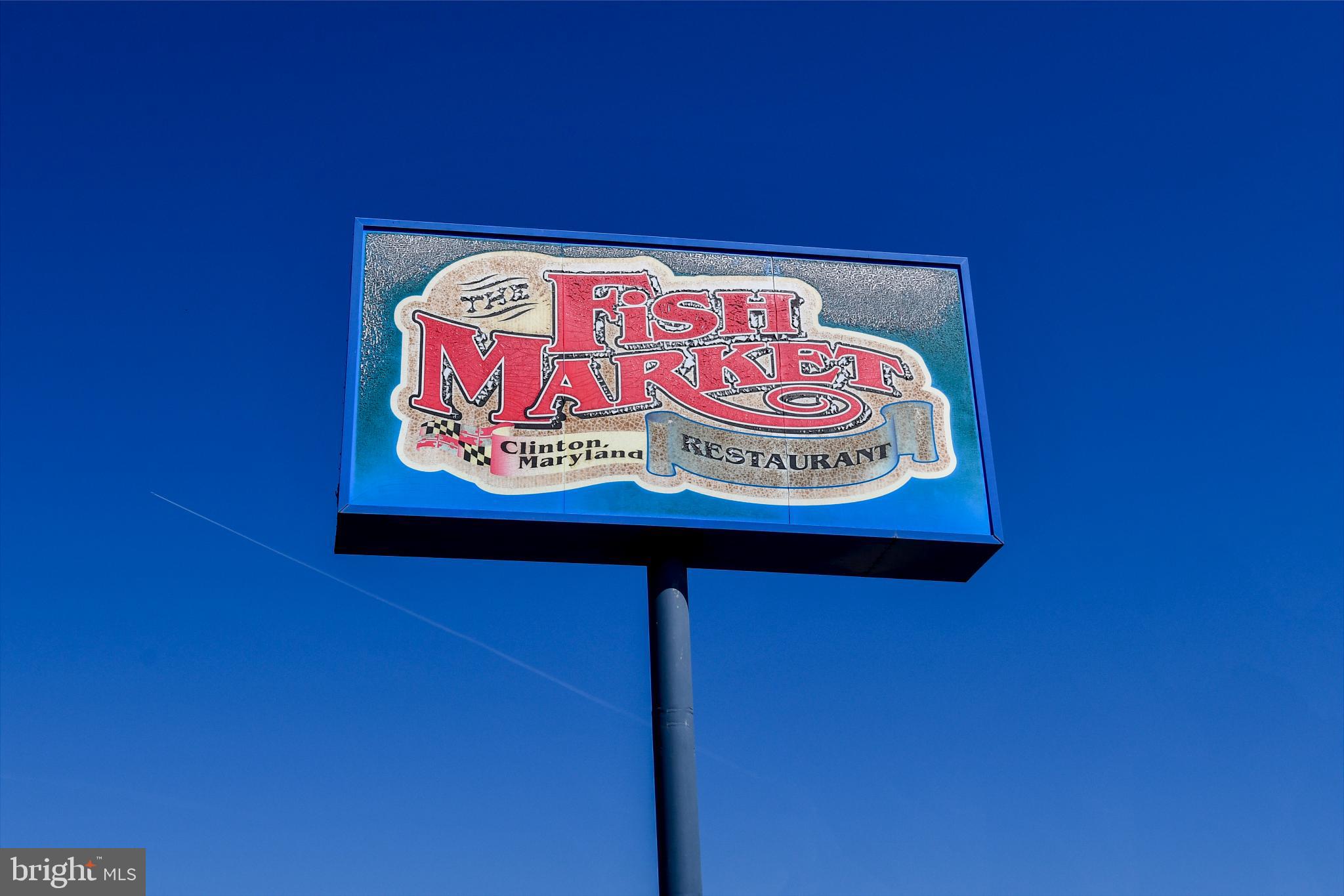 DORCHESTER ESTATES - Residential Lease