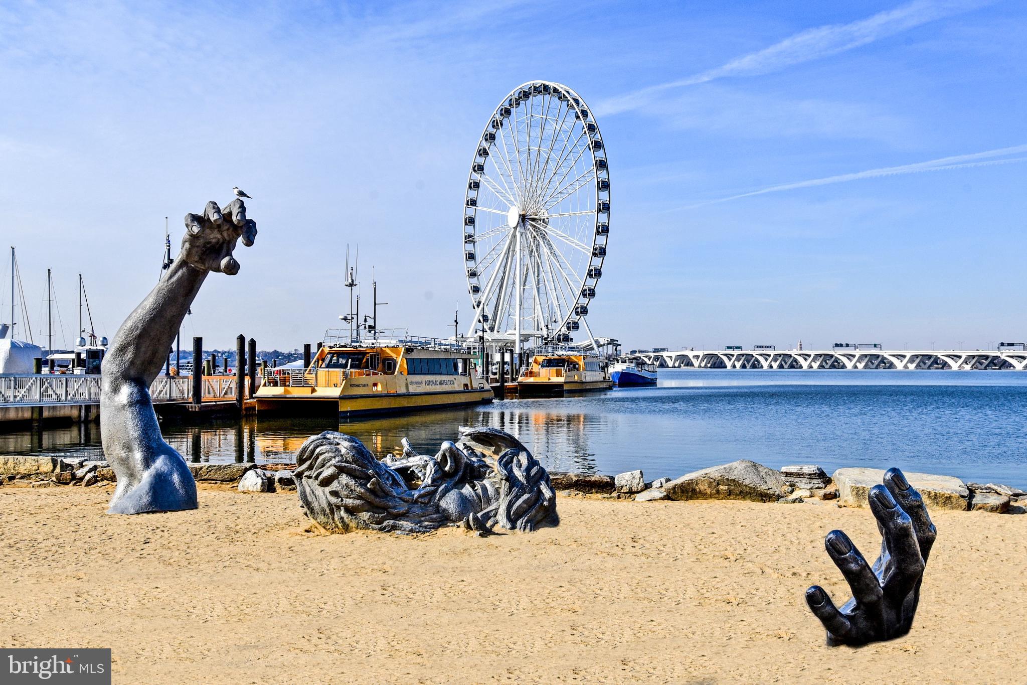 DORCHESTER ESTATES - Residential Lease