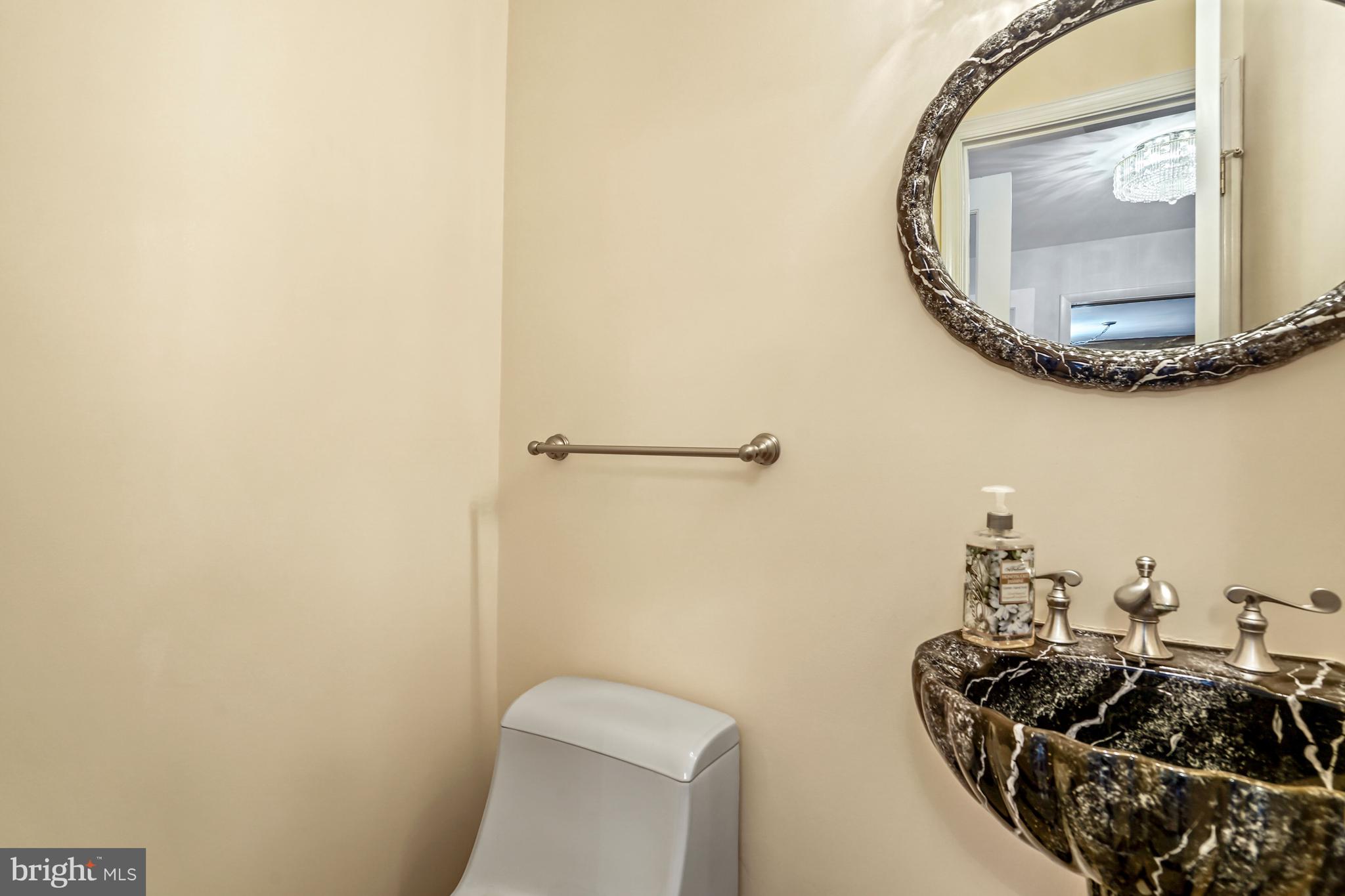 KENWOOD PARK - Residential