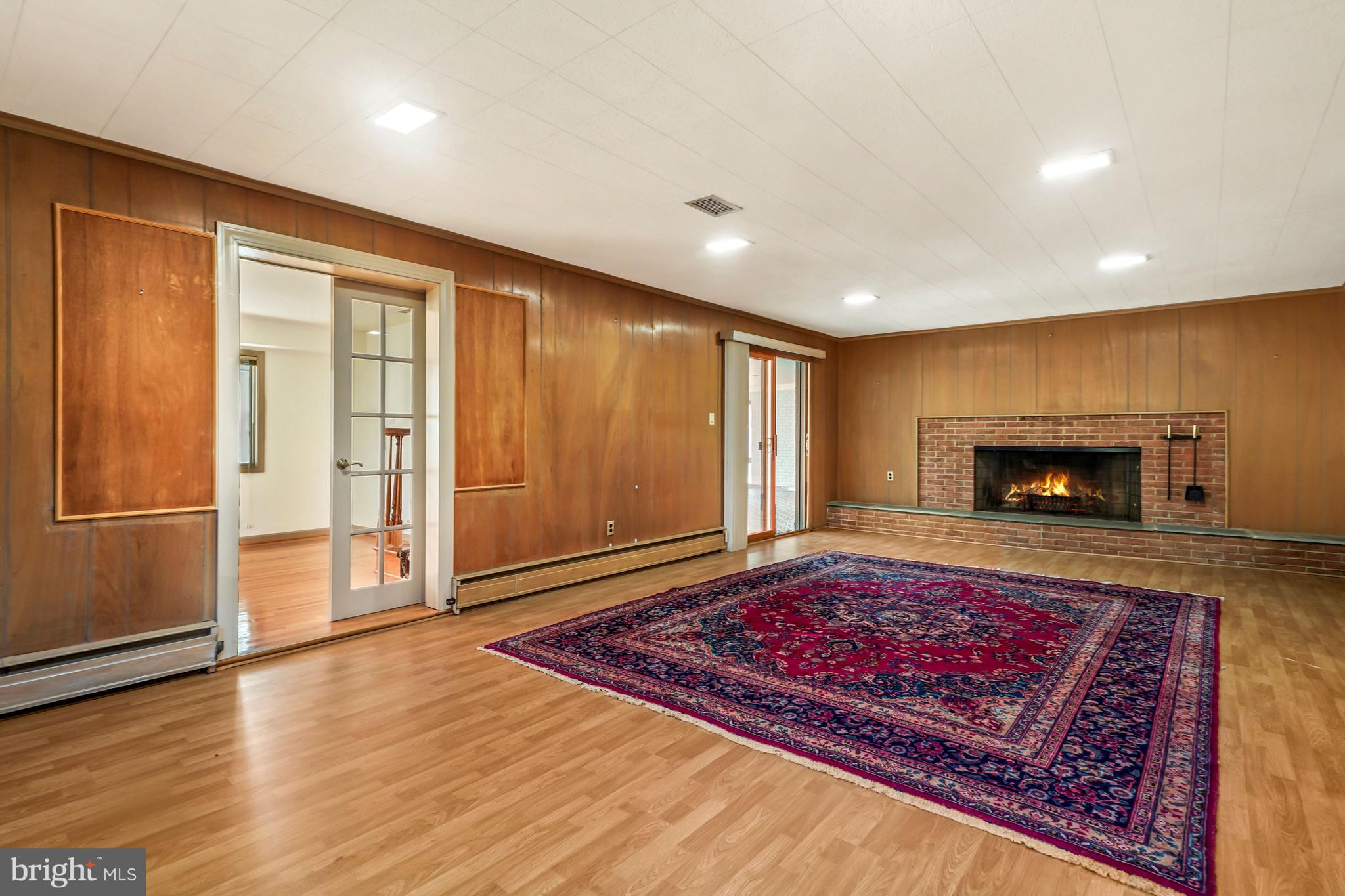 KENWOOD PARK - Residential