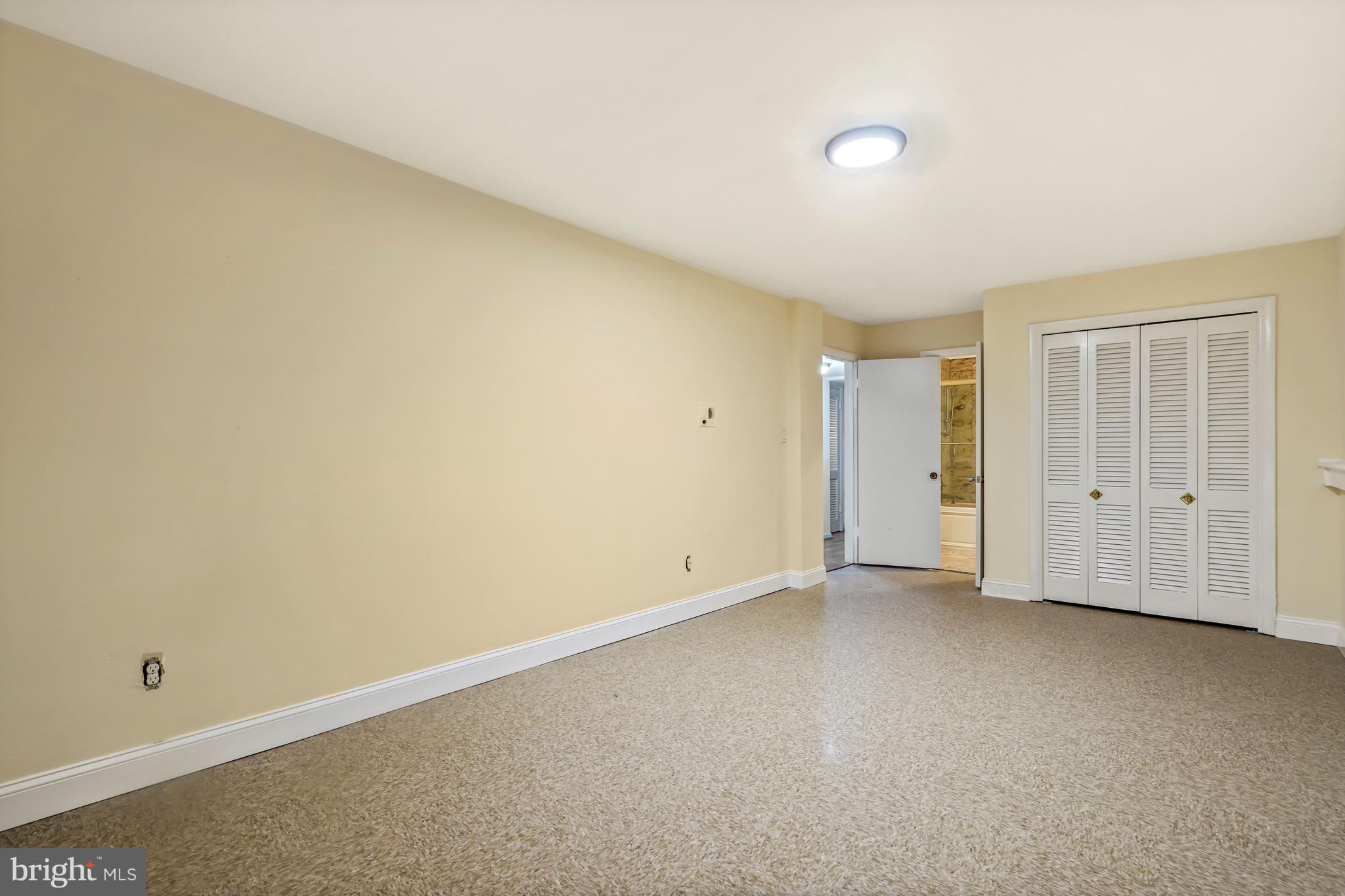 KENWOOD PARK - Residential