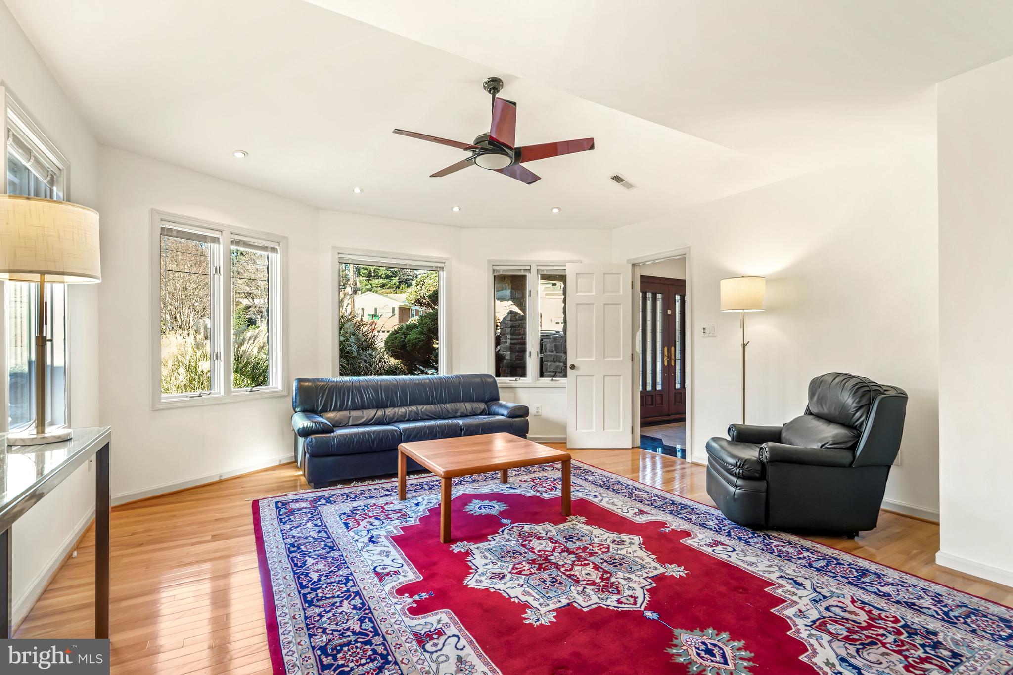 KENWOOD PARK - Residential