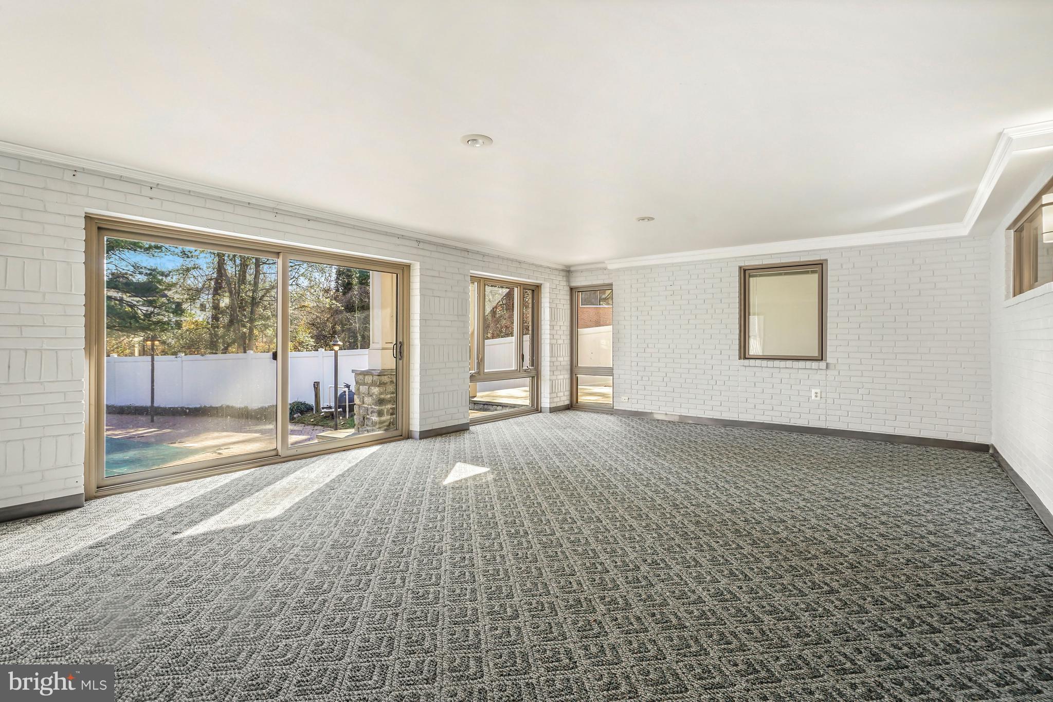 KENWOOD PARK - Residential