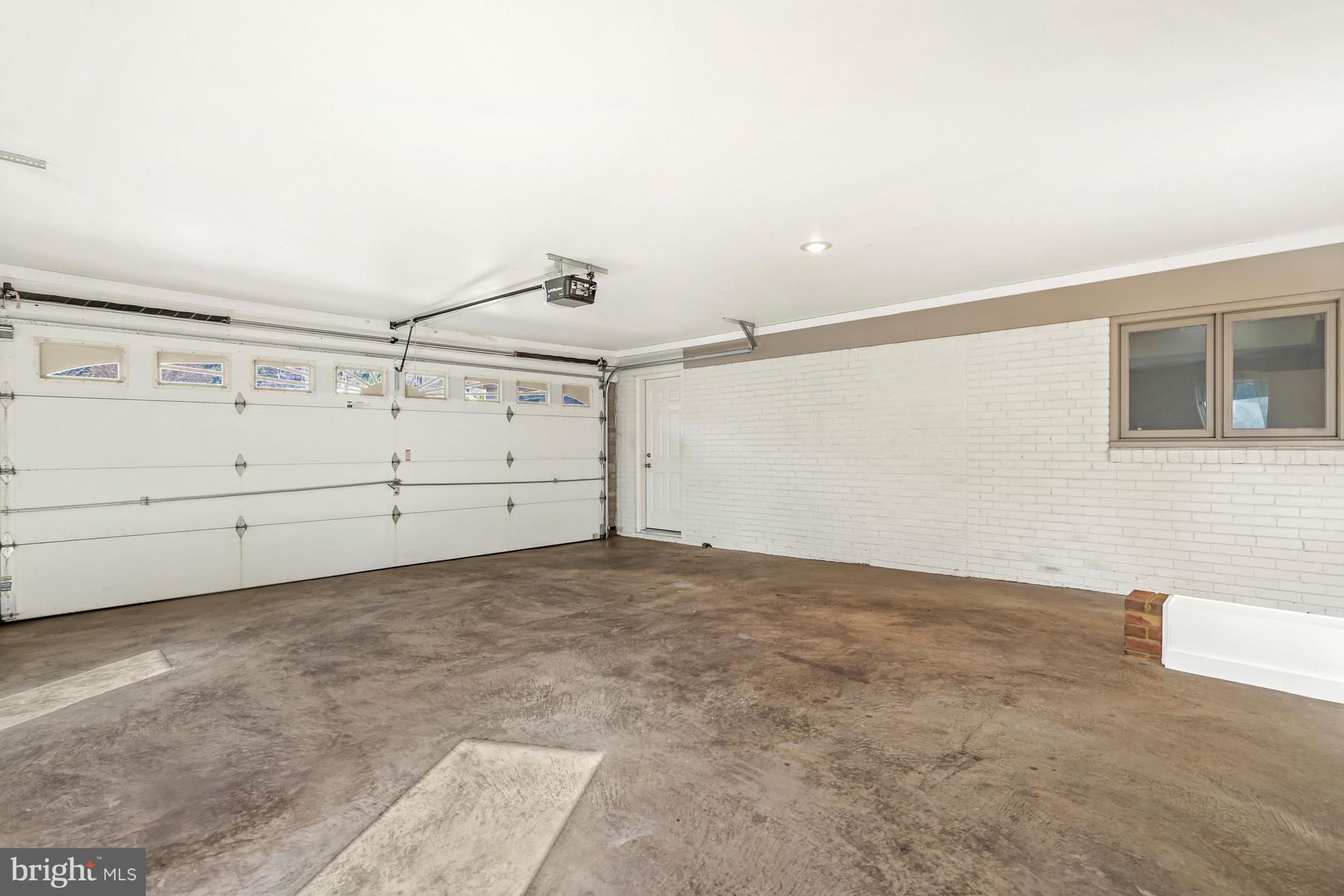 KENWOOD PARK - Residential