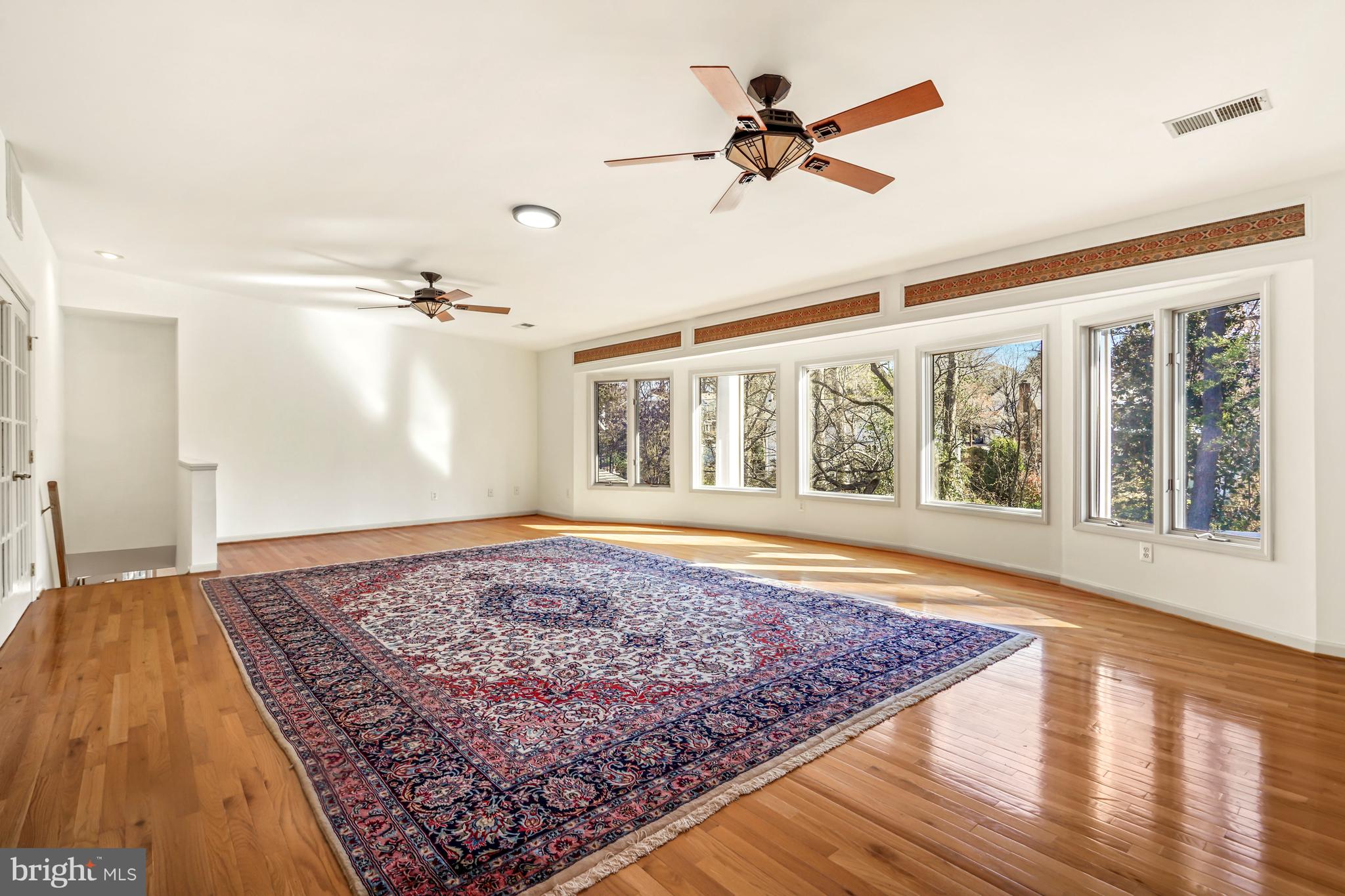 KENWOOD PARK - Residential