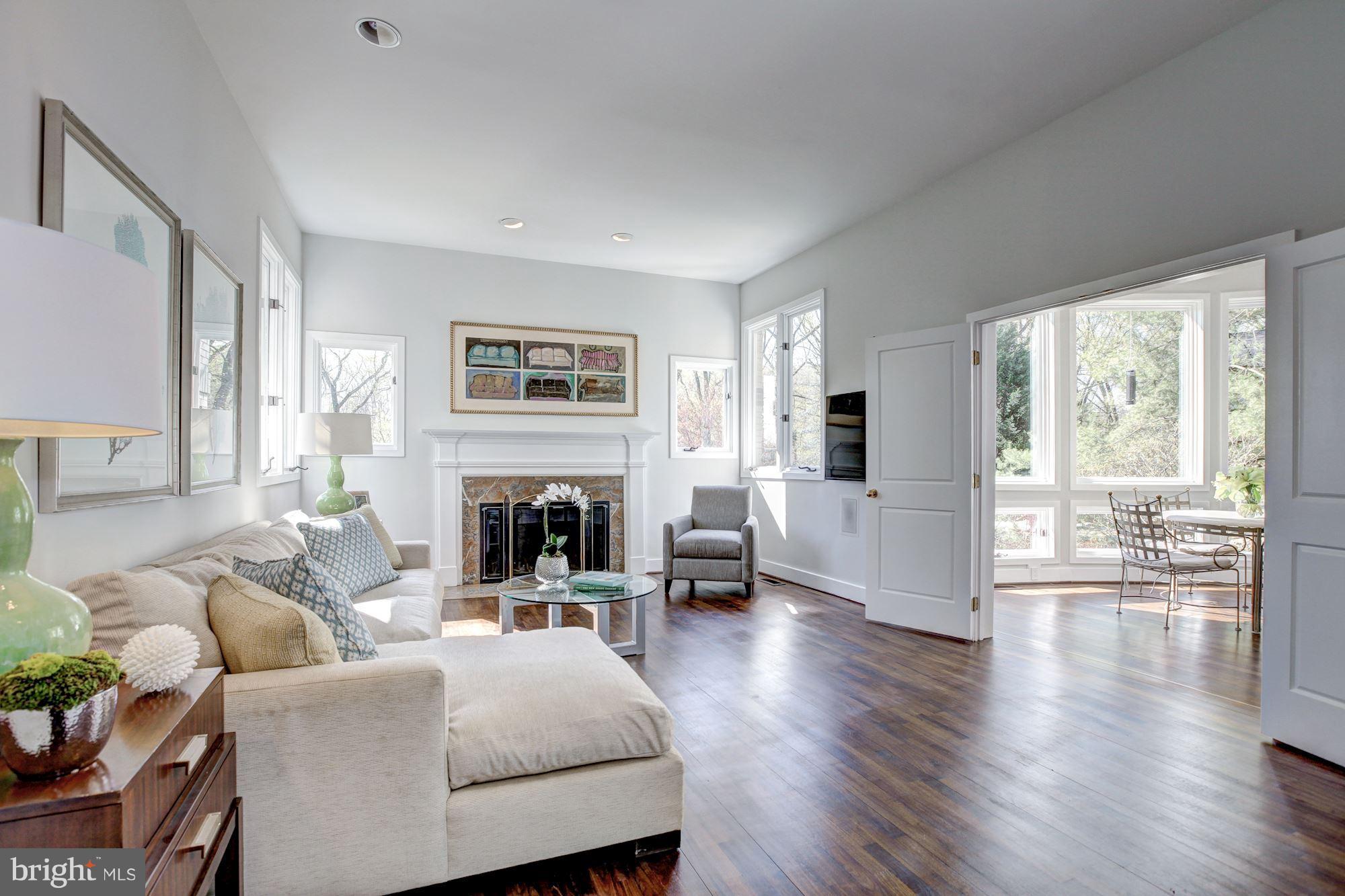 BELLEVUE FOREST - Residential