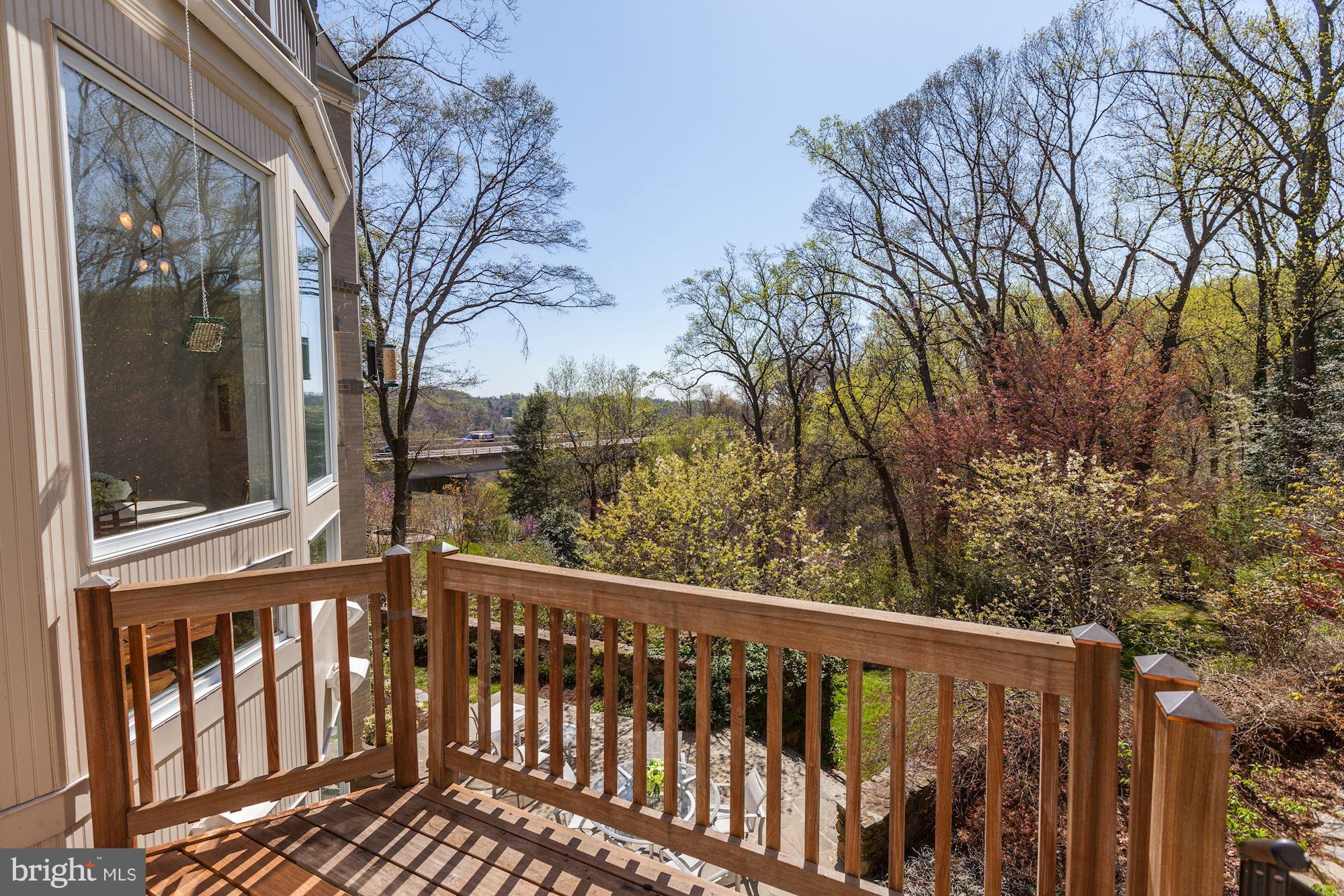 BELLEVUE FOREST - Residential