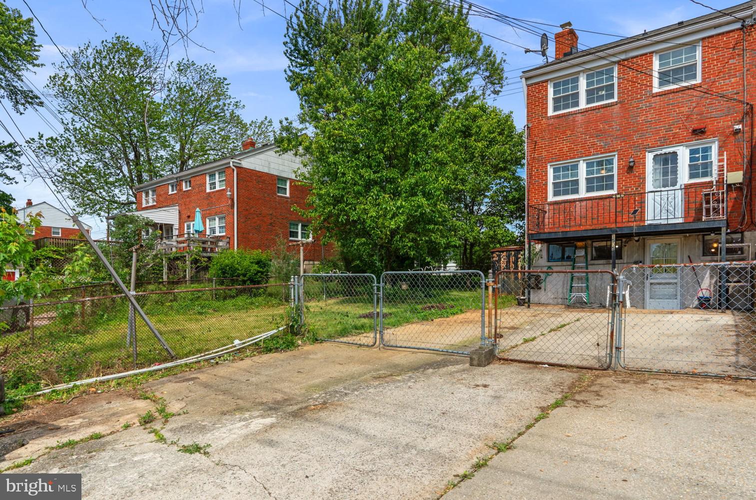 EDMONDSON HEIGHTS - Residential