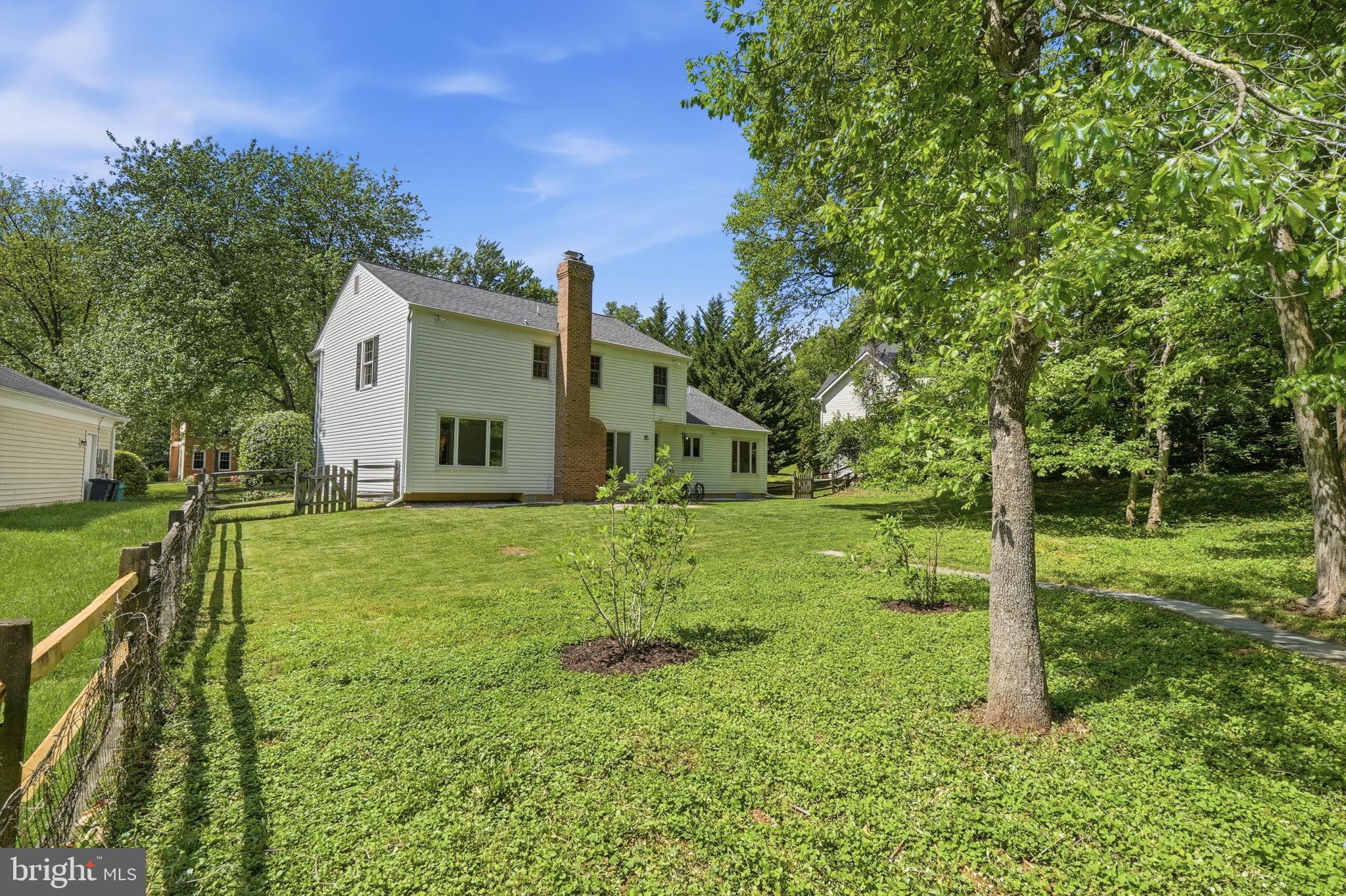 SNOWDENS MILL - Residential