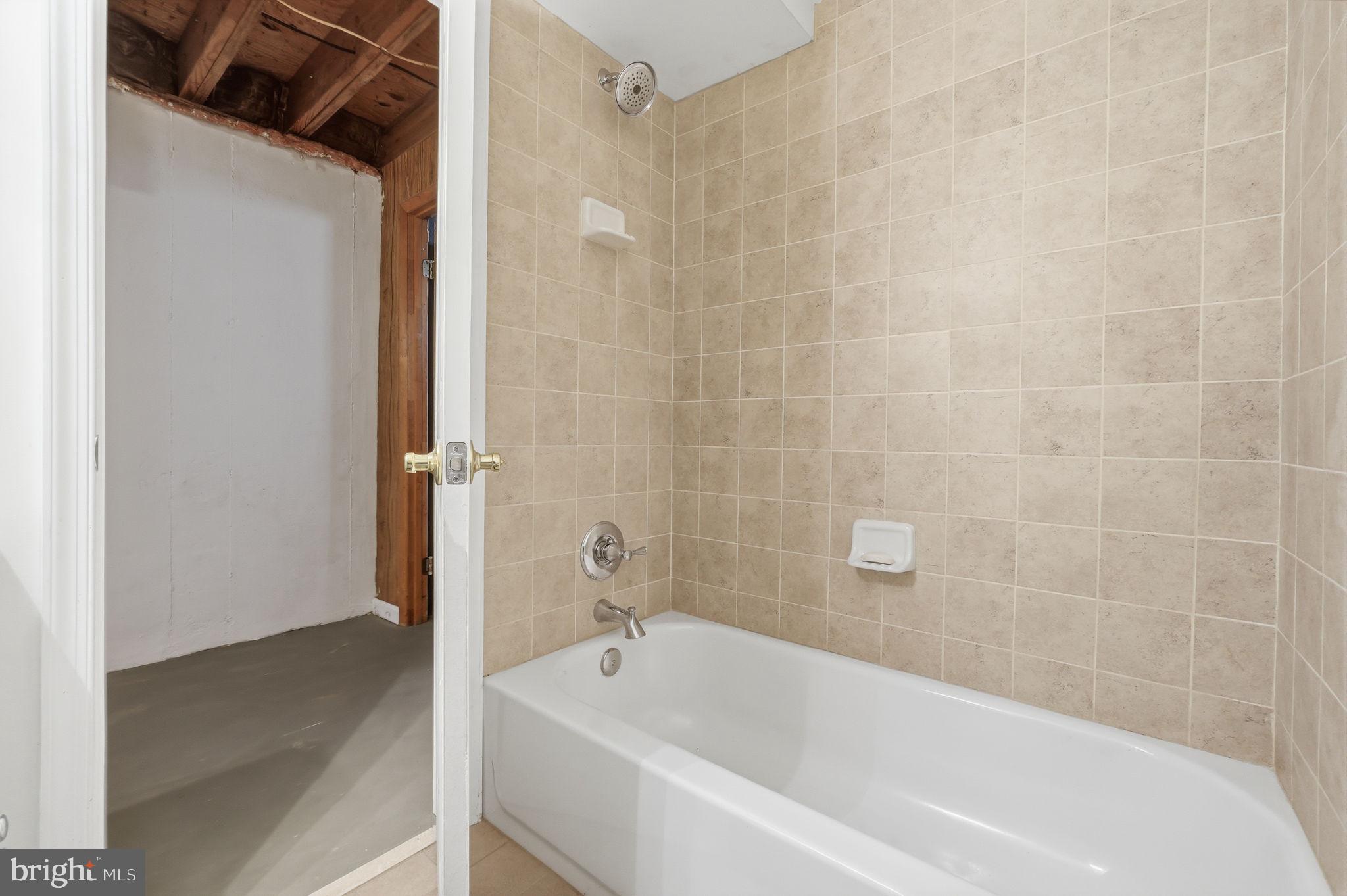 SNOWDENS MILL - Residential