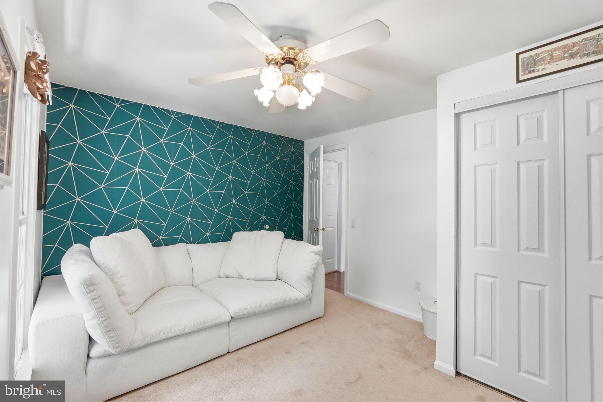 SNOWDENS MILL - Residential