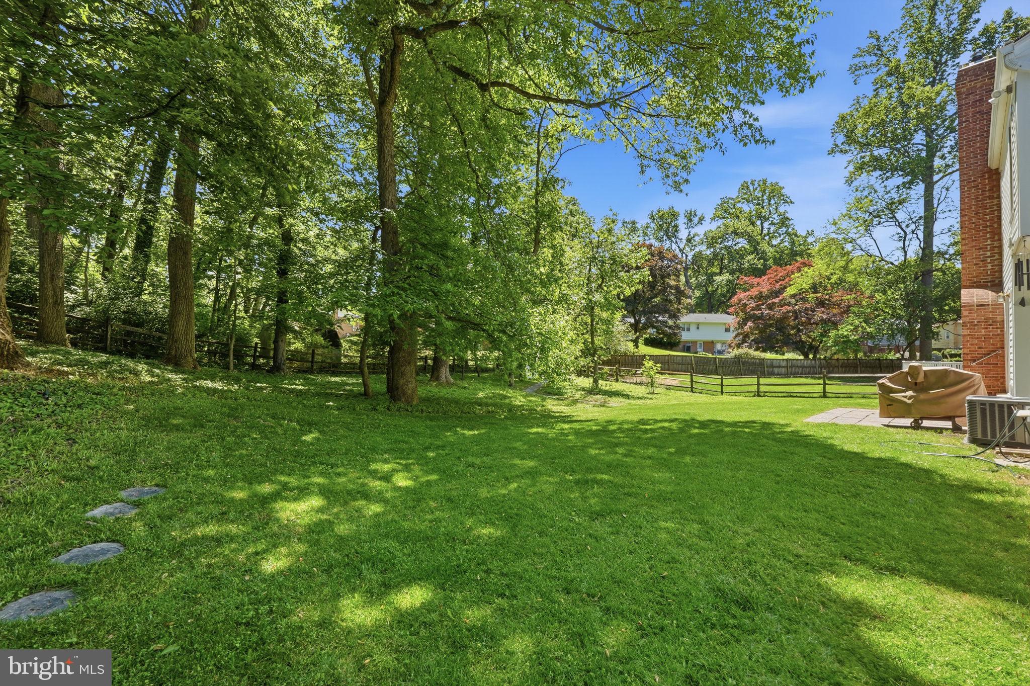 SNOWDENS MILL - Residential