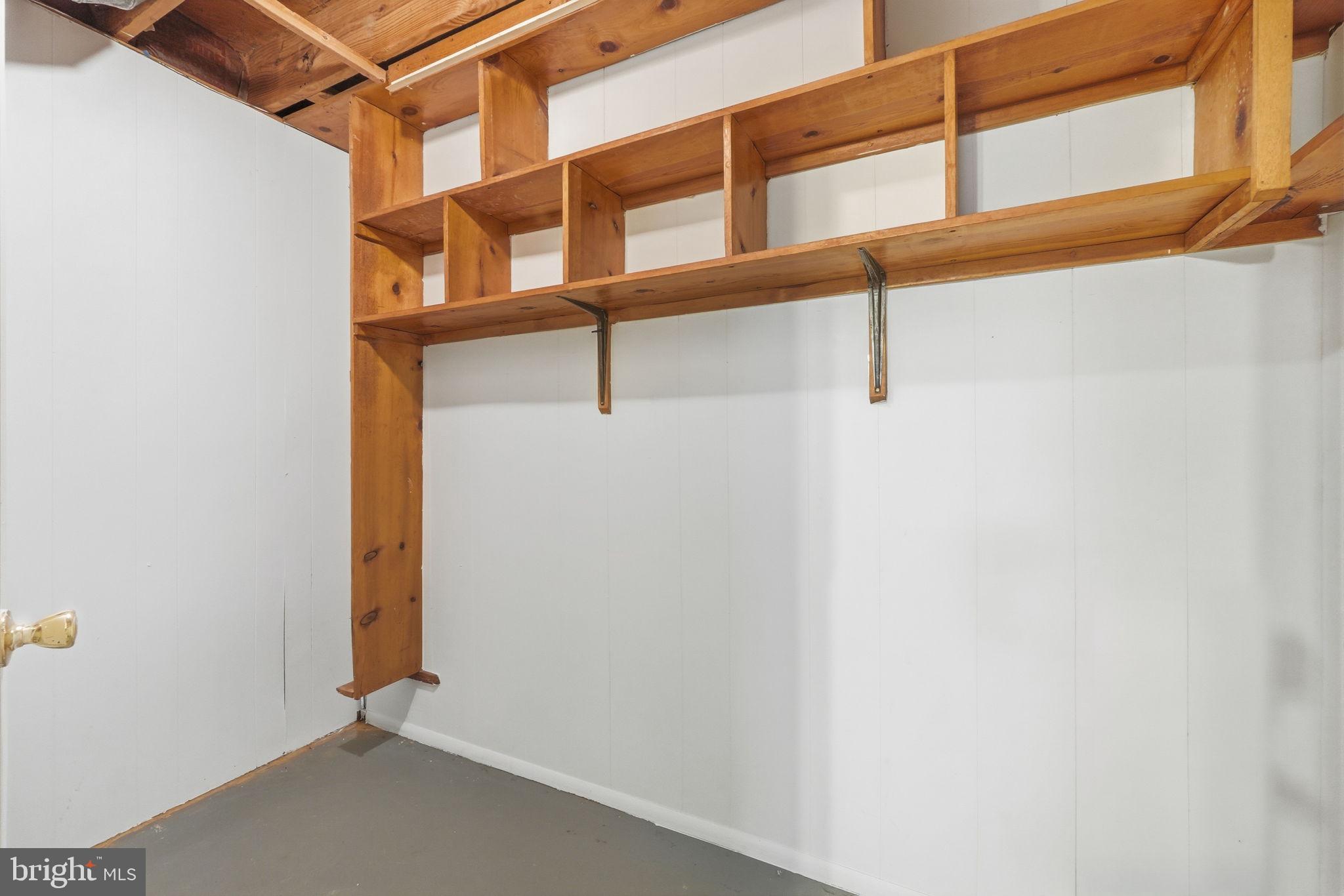 SNOWDENS MILL - Residential