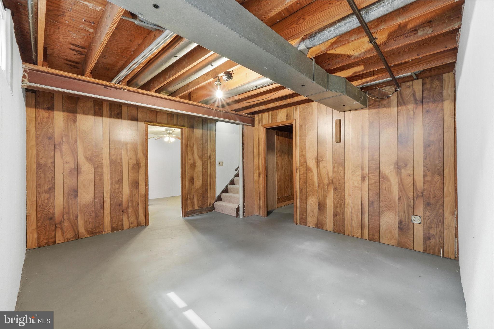 SNOWDENS MILL - Residential