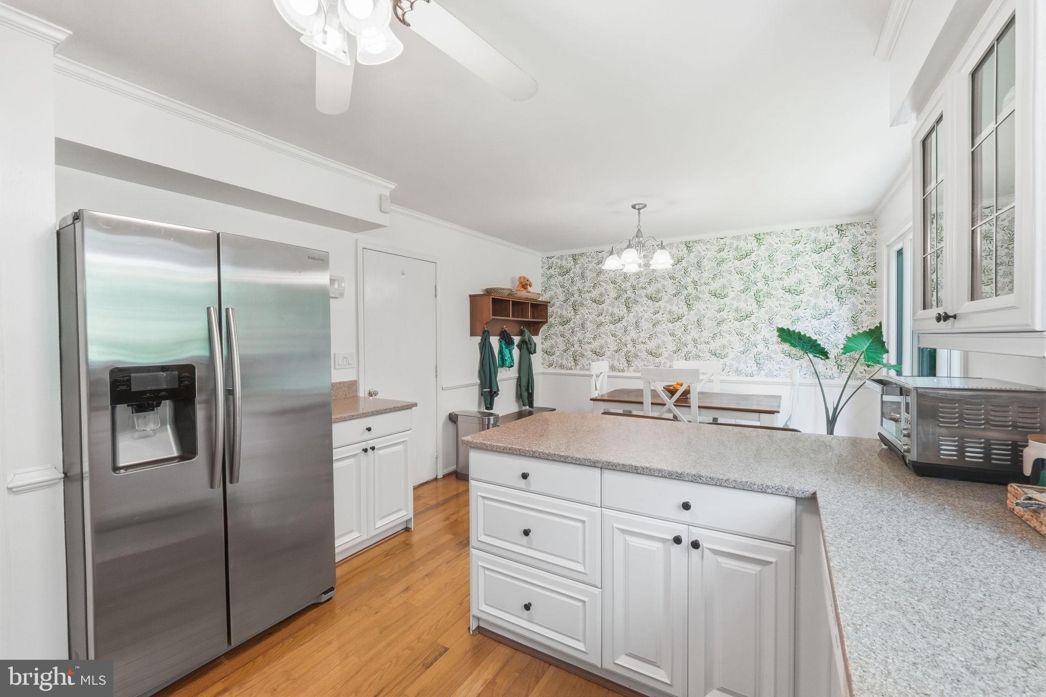 SNOWDENS MILL - Residential